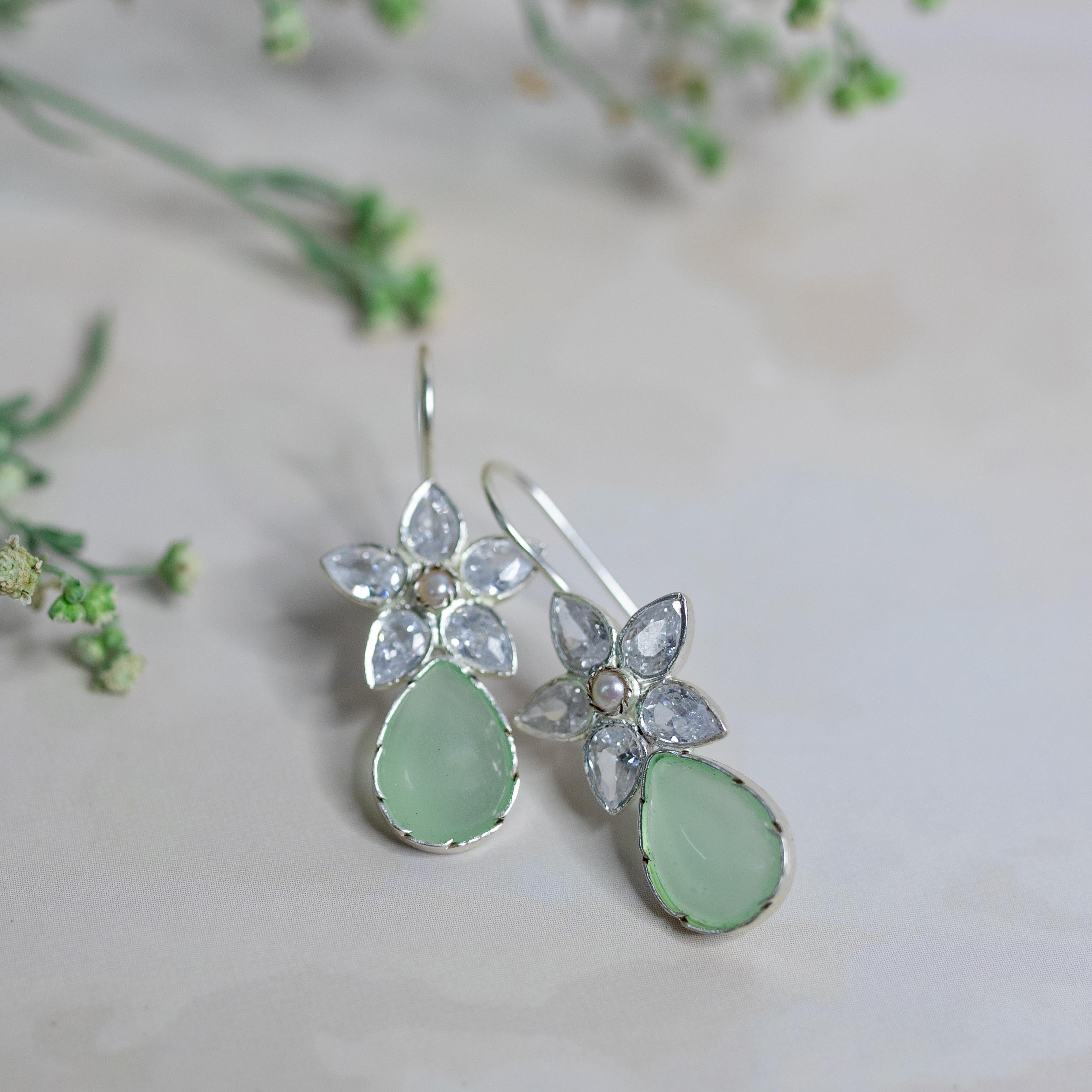 Glass Polki With Grapes Earrings