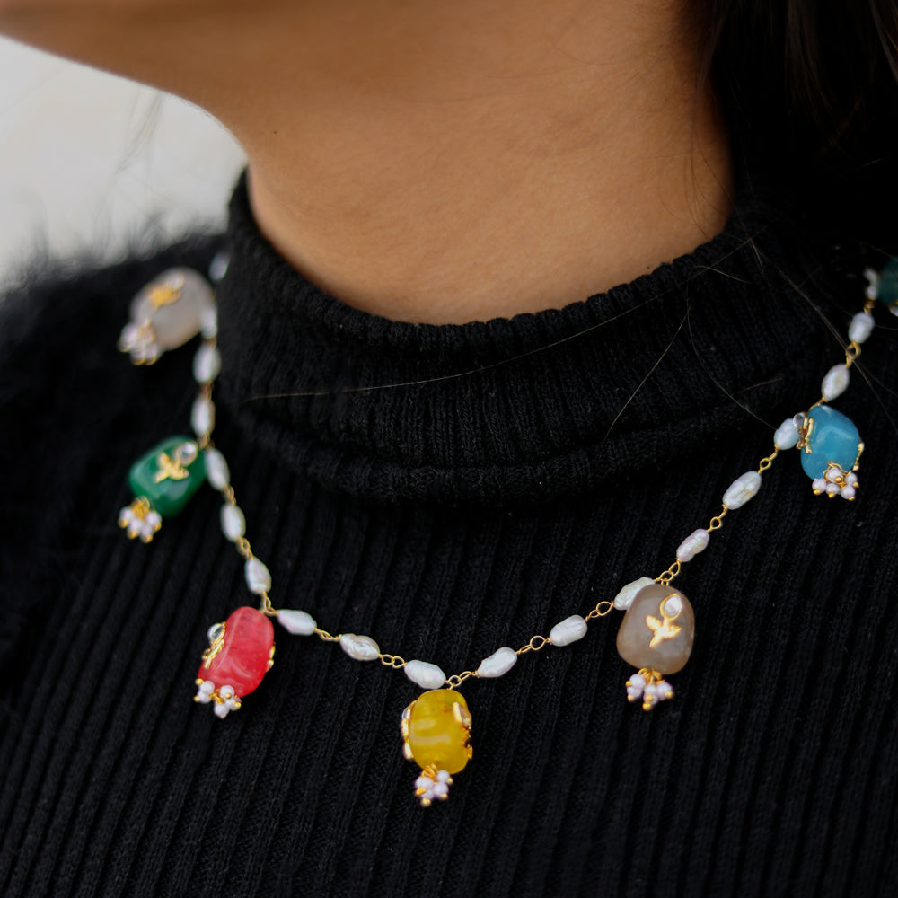 Multi color necklace