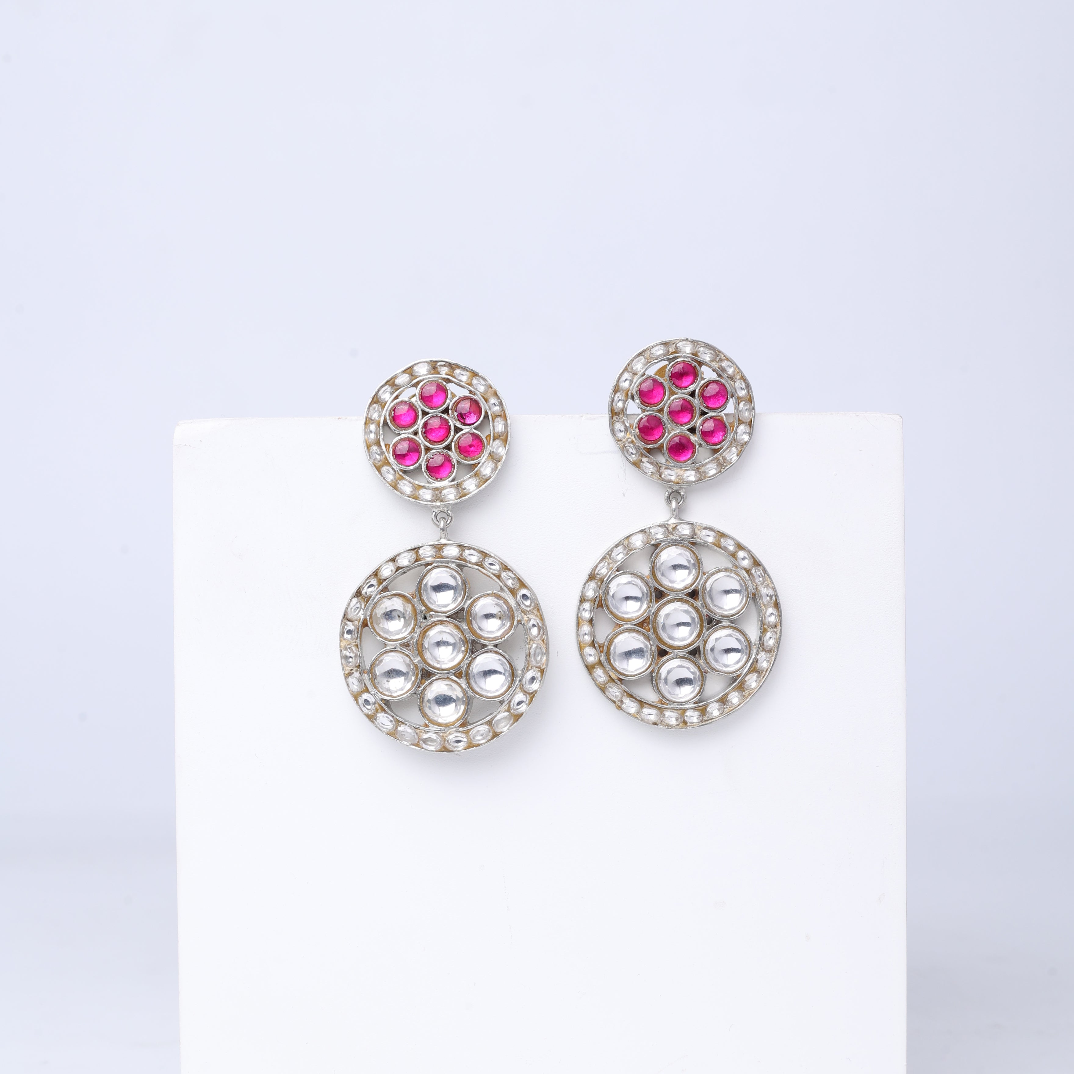 92.5 Sterling Silver earrings with red Quartz and Billor Polki in Silver plating,
Post and push closure.