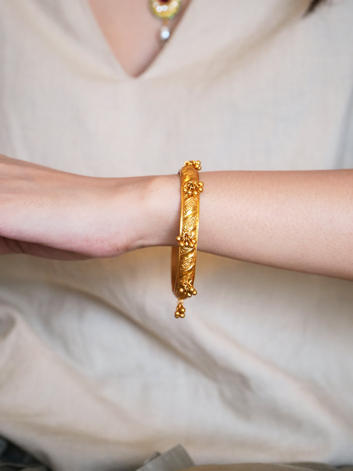 Asmi Bangle