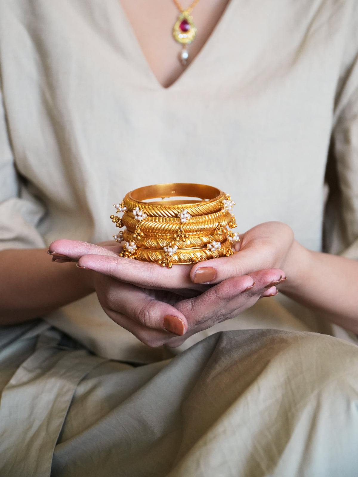 Asmi Bangle