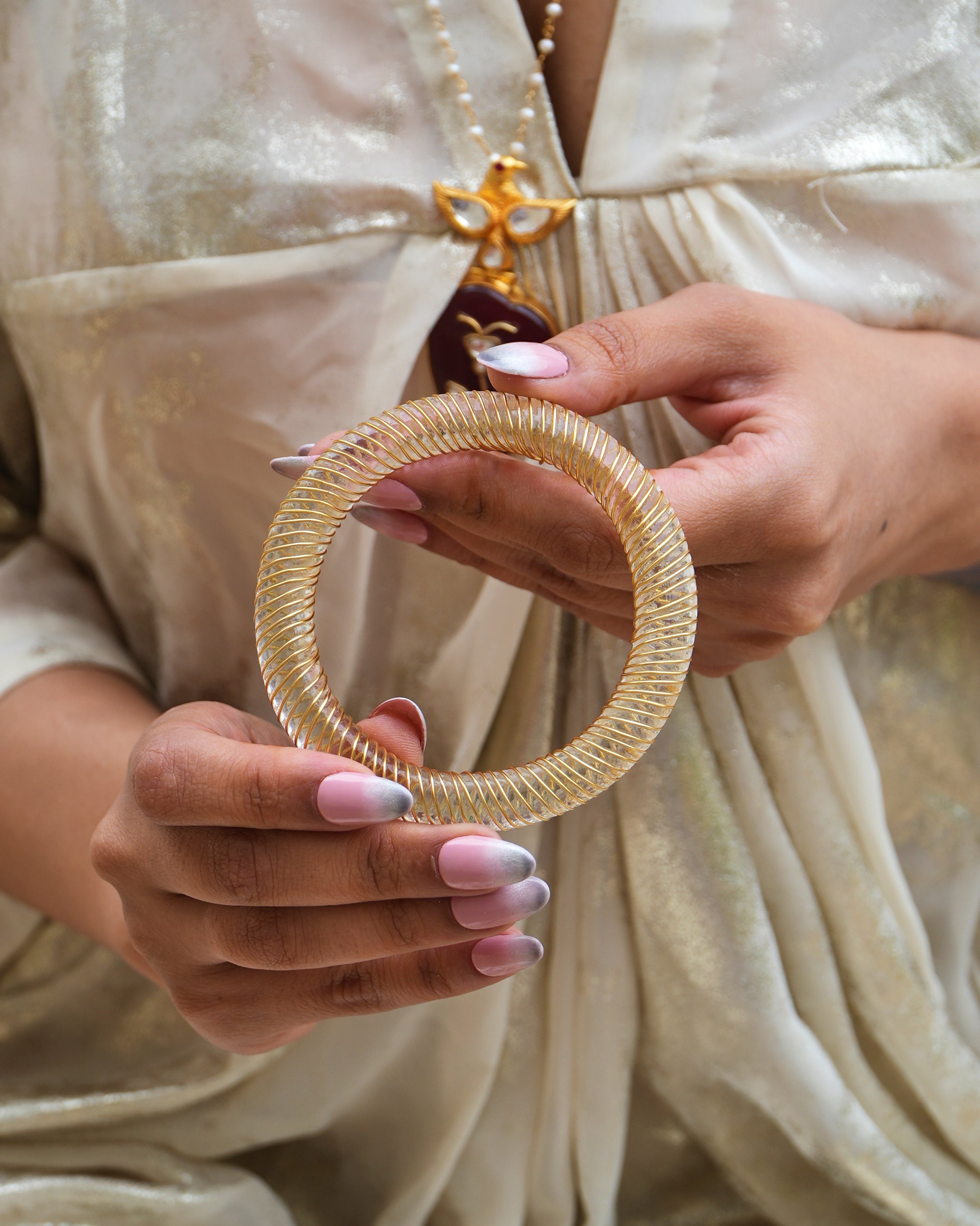 aaina bangle