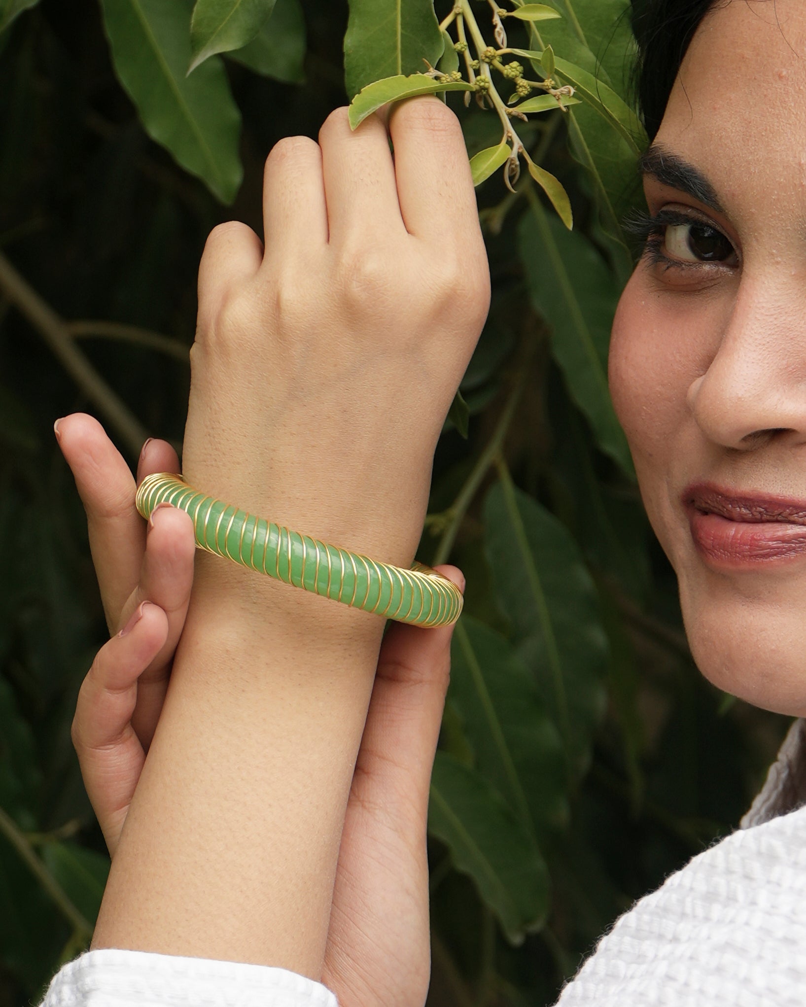 sabz bangle