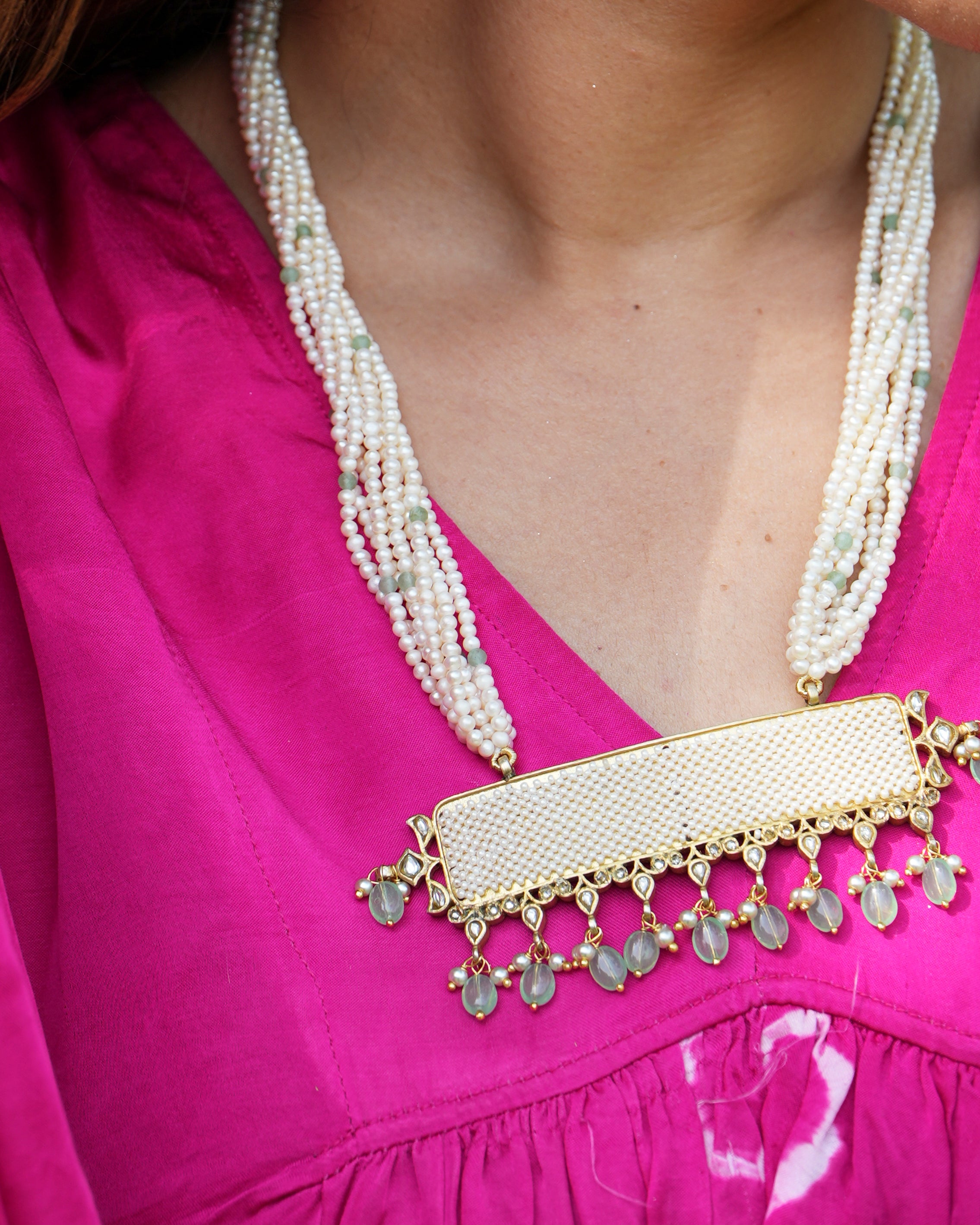 khawal necklace
