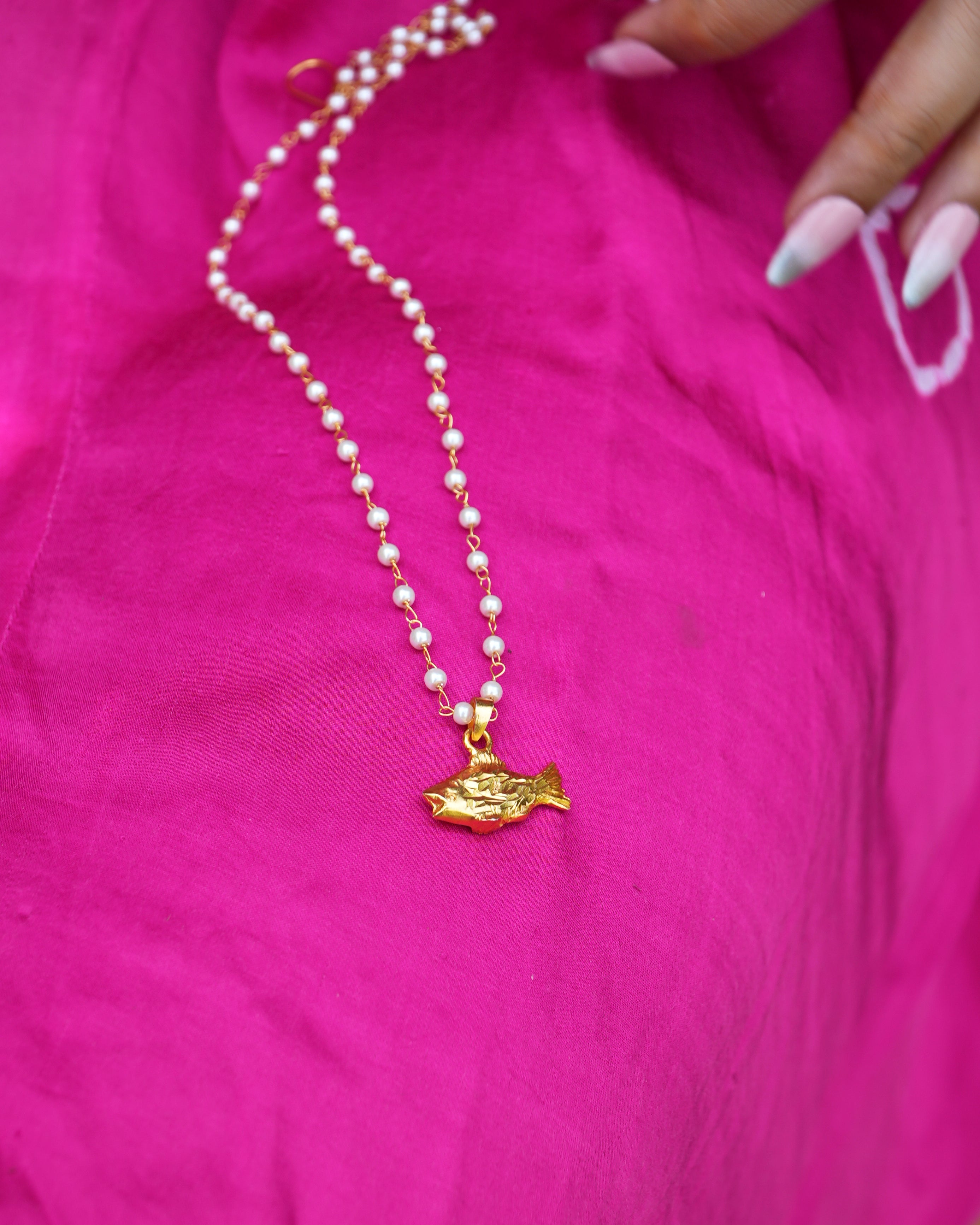 siren necklace