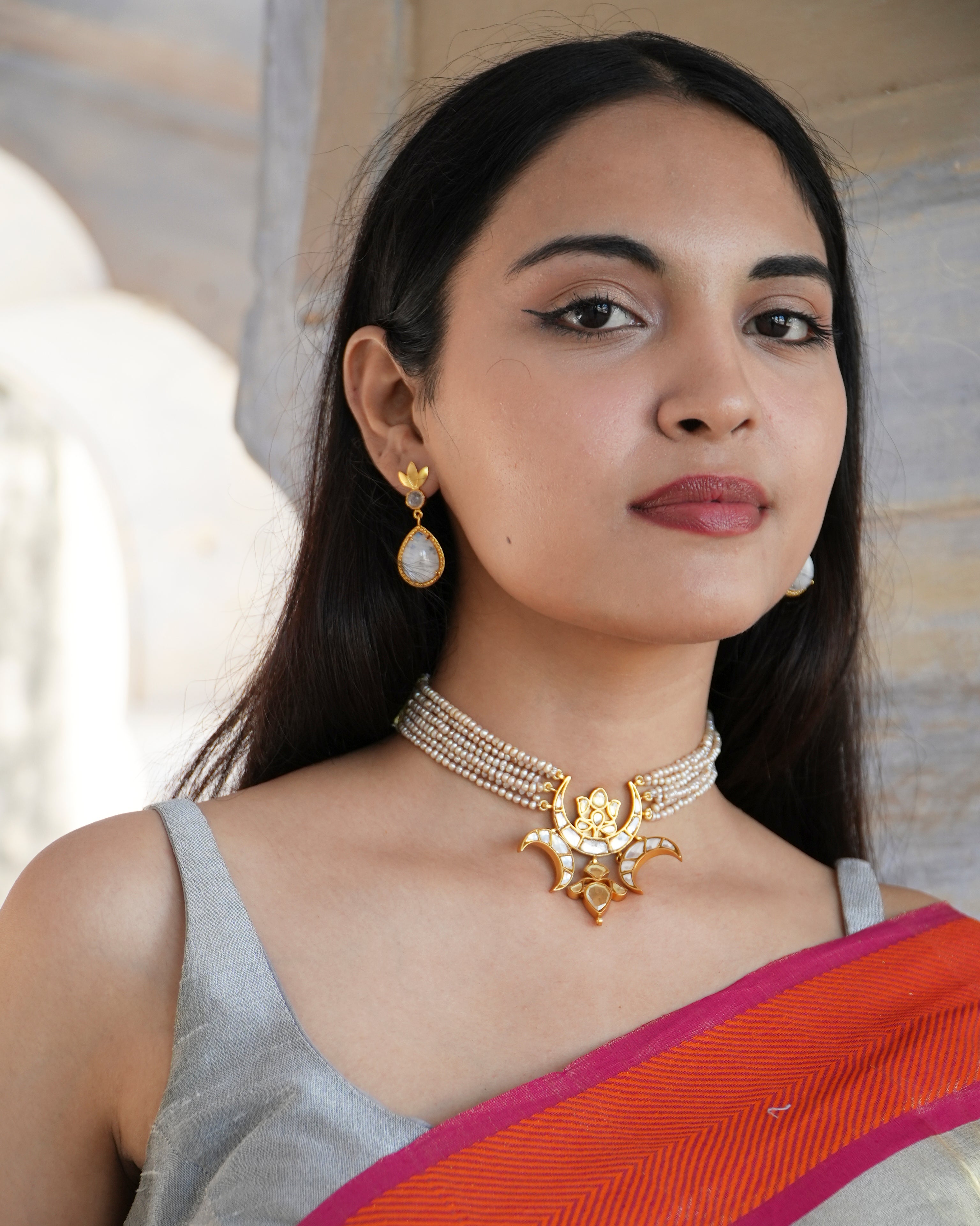 Teen Chaand Choker