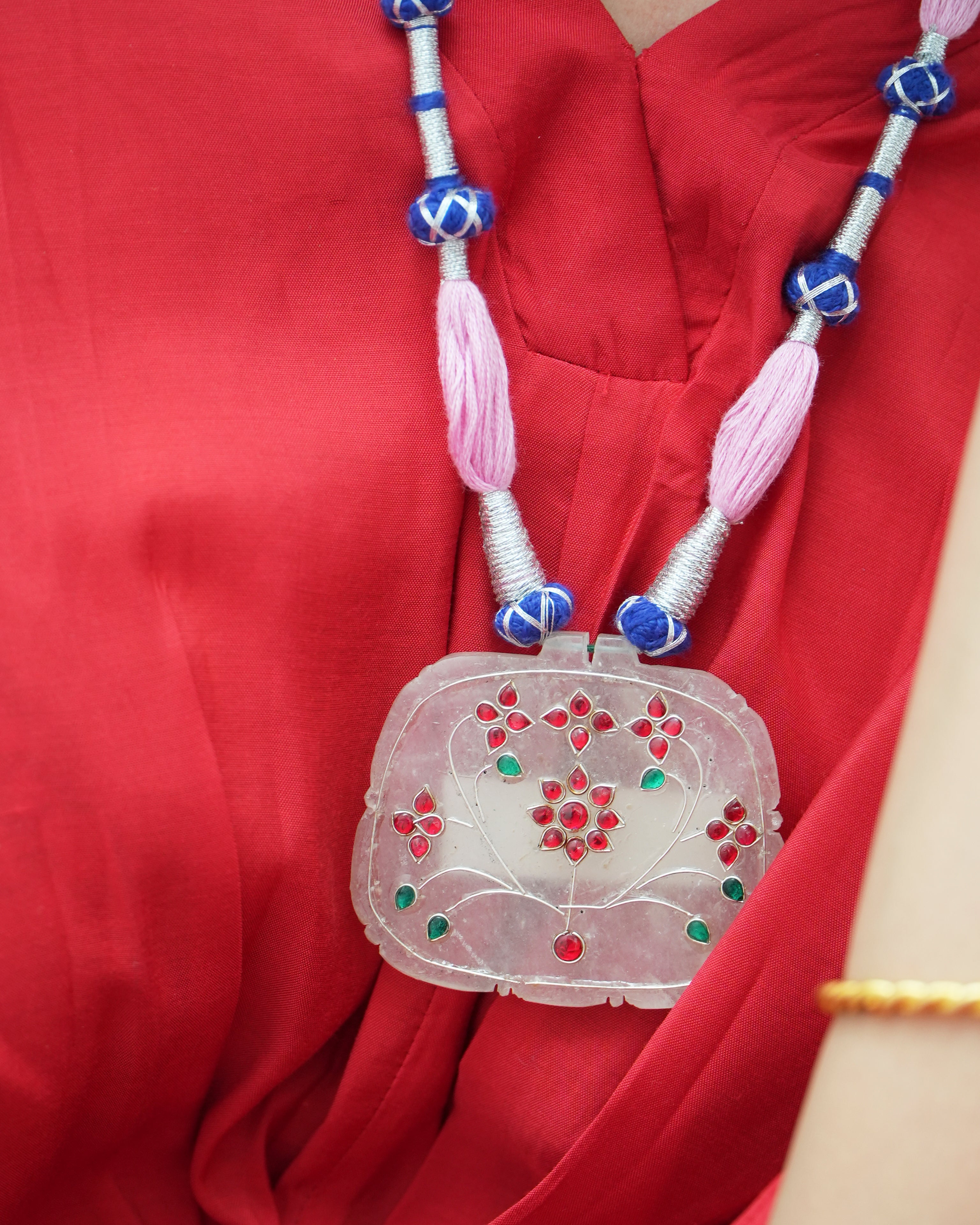 Kalika Agate Gulabi Necklace