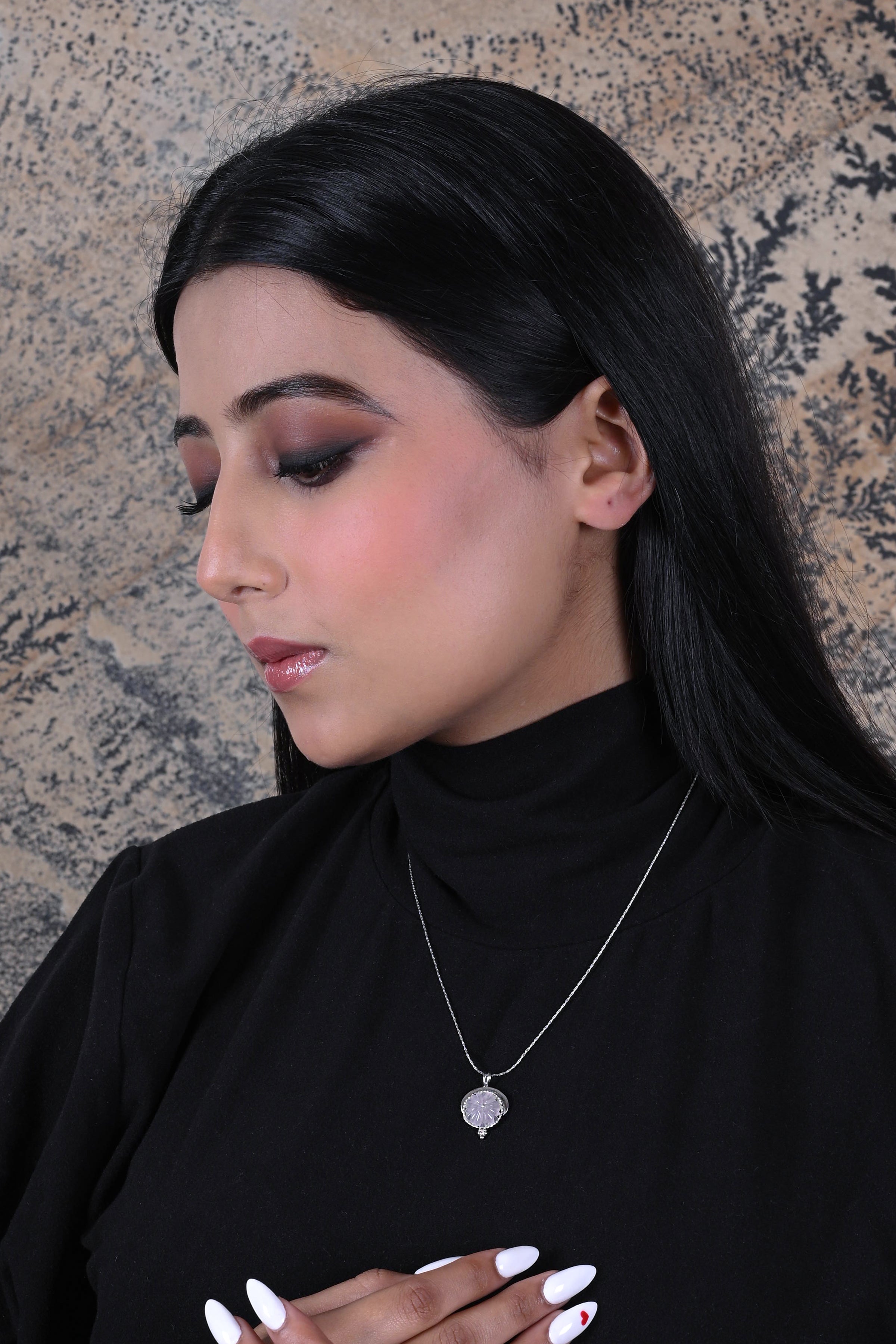 Antima Pendant Necklace