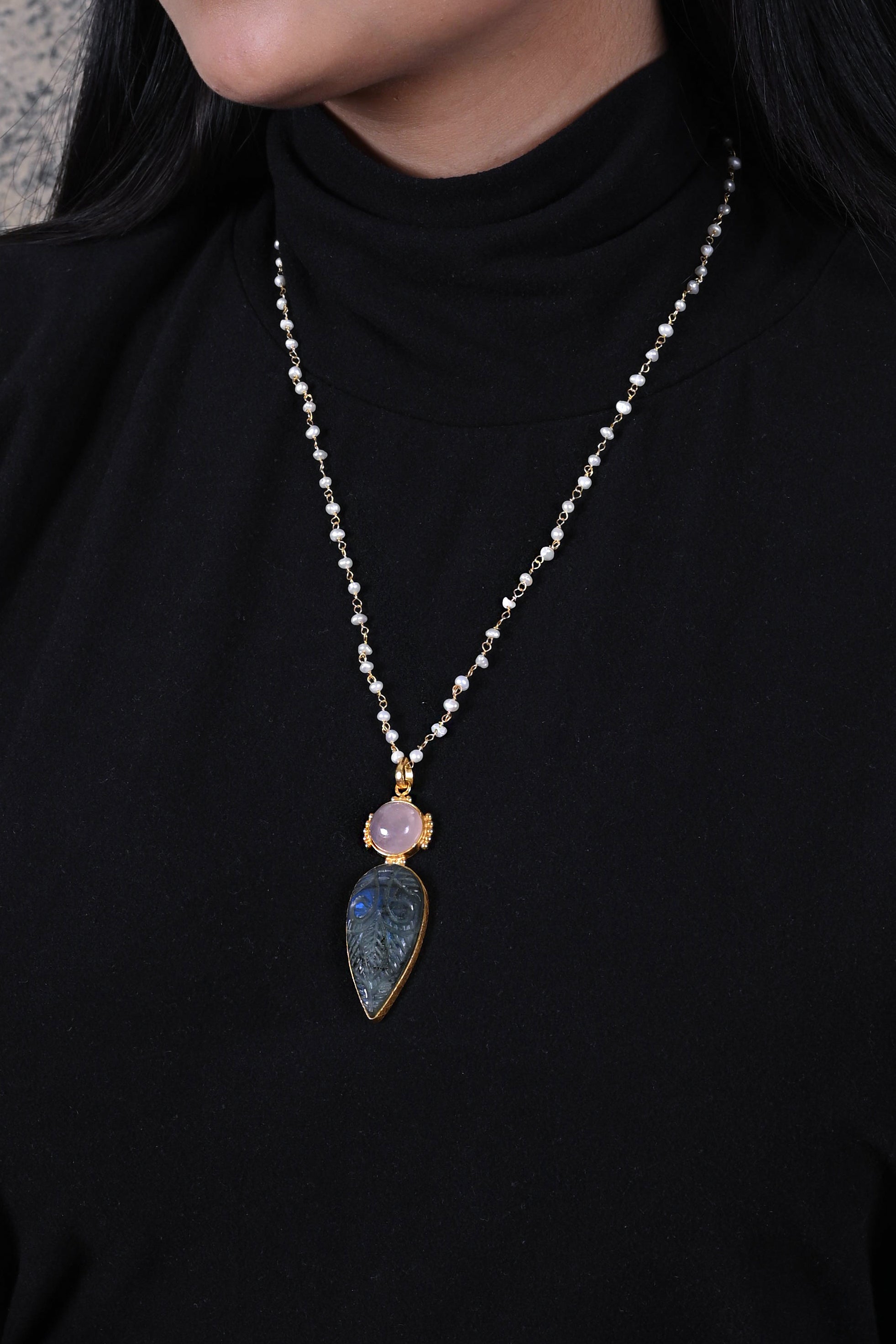 Rizwan Pendant Necklace