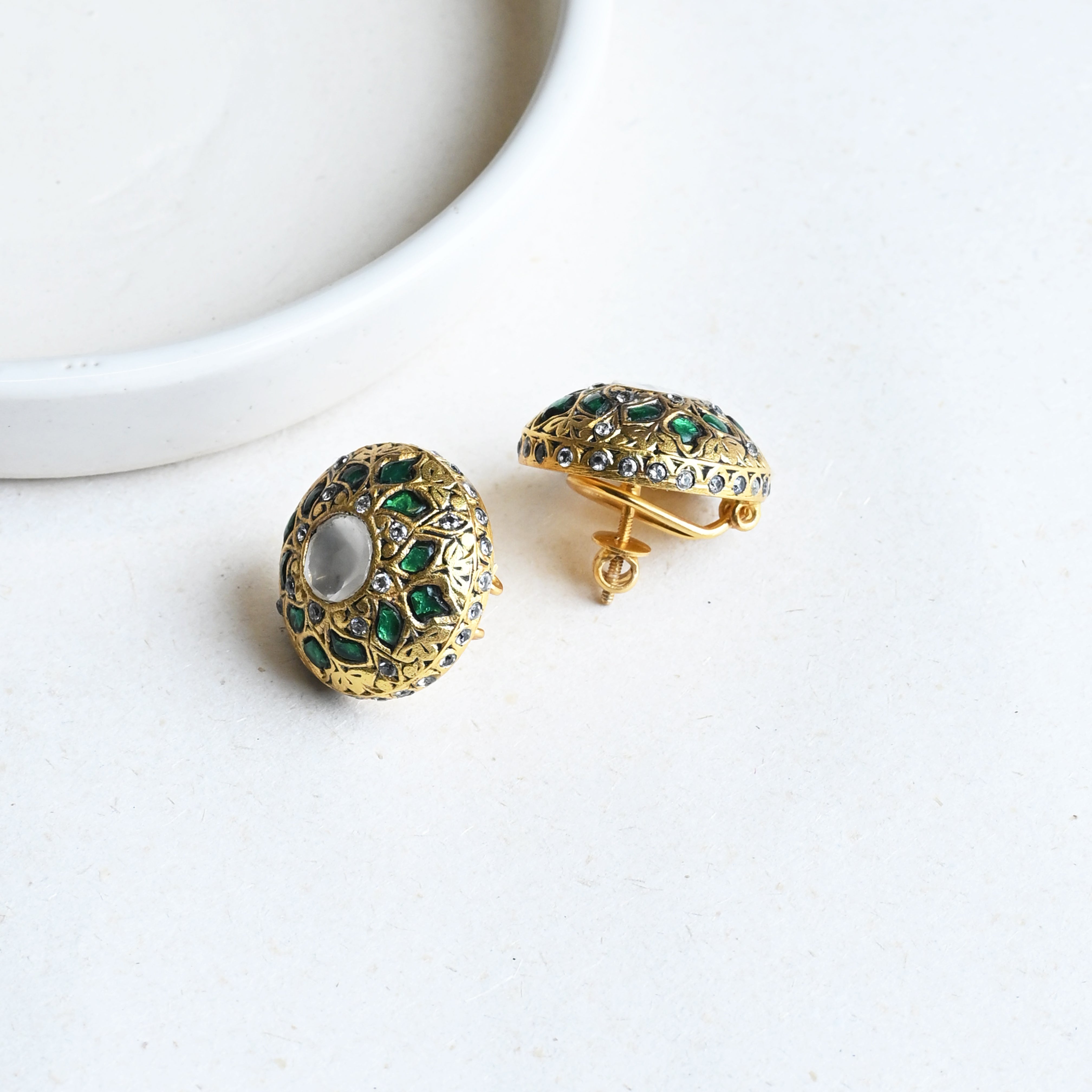 Partash studs