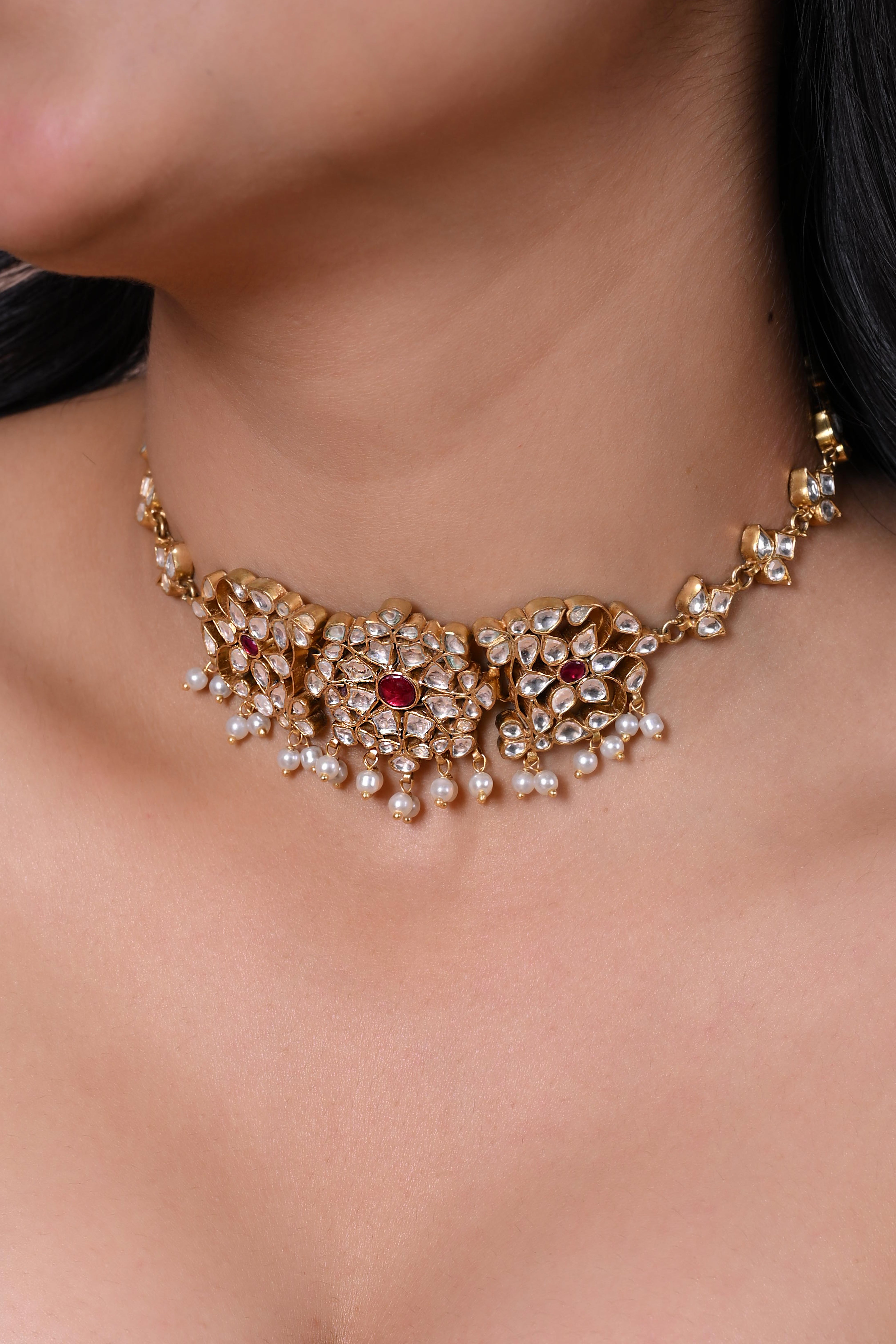 Aarib Necklace
