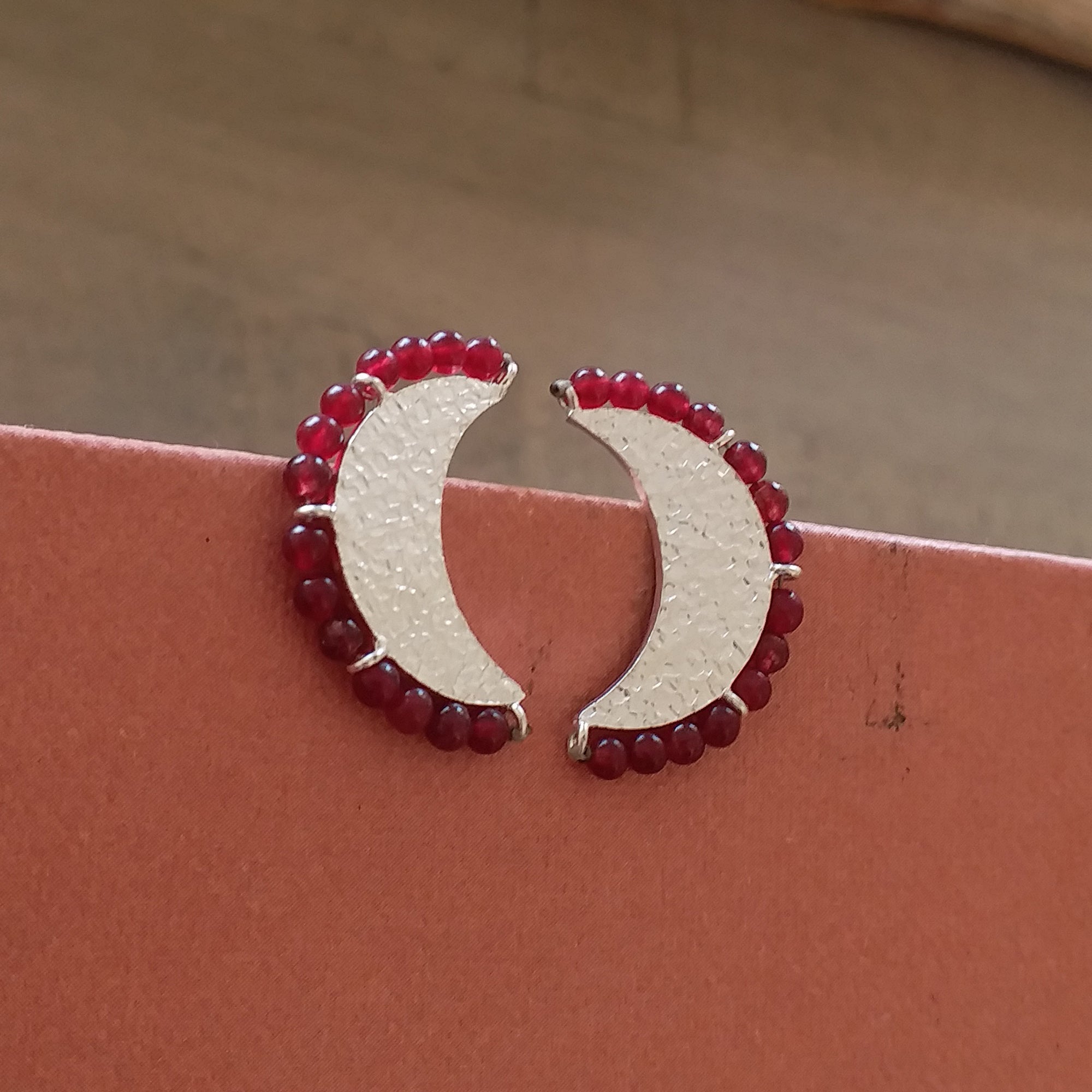 Hammered Texture Crescent Moon Studs