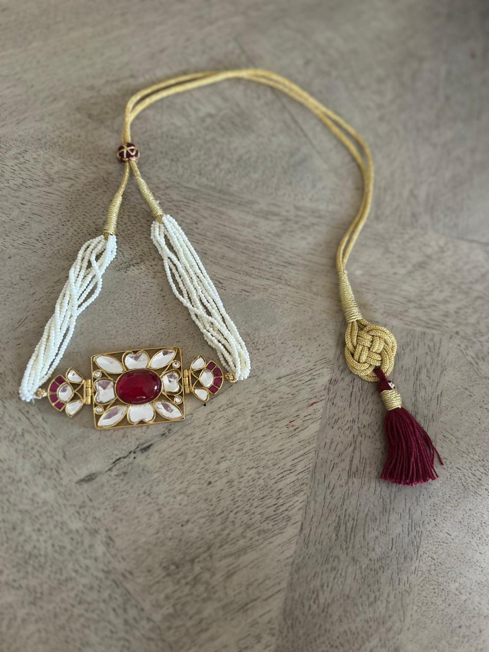 Chaukor choker Silver gold plated billor stones and faux pearls