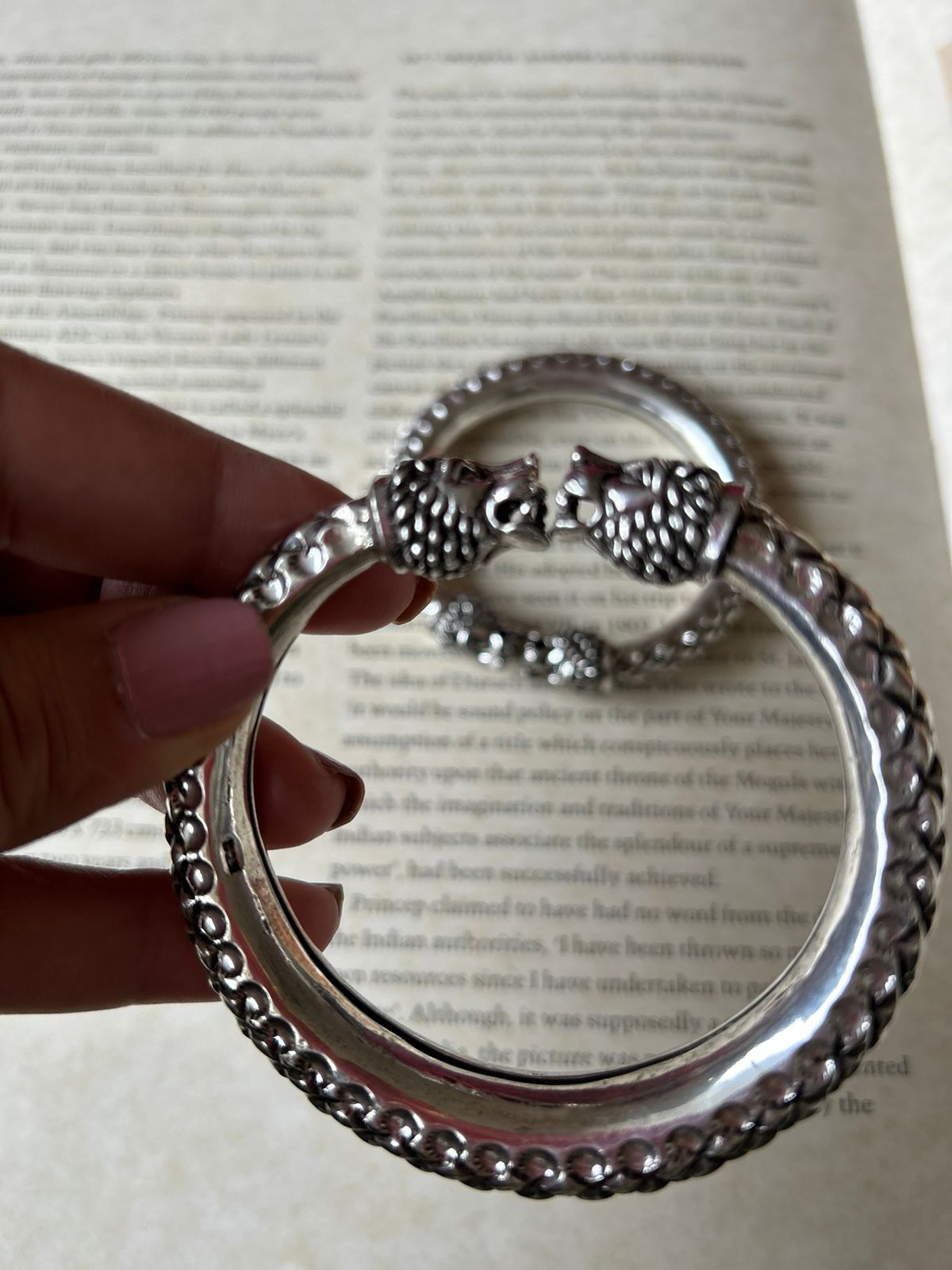 Sher bracelet
Sterling silver with oxidised plating, Openable.