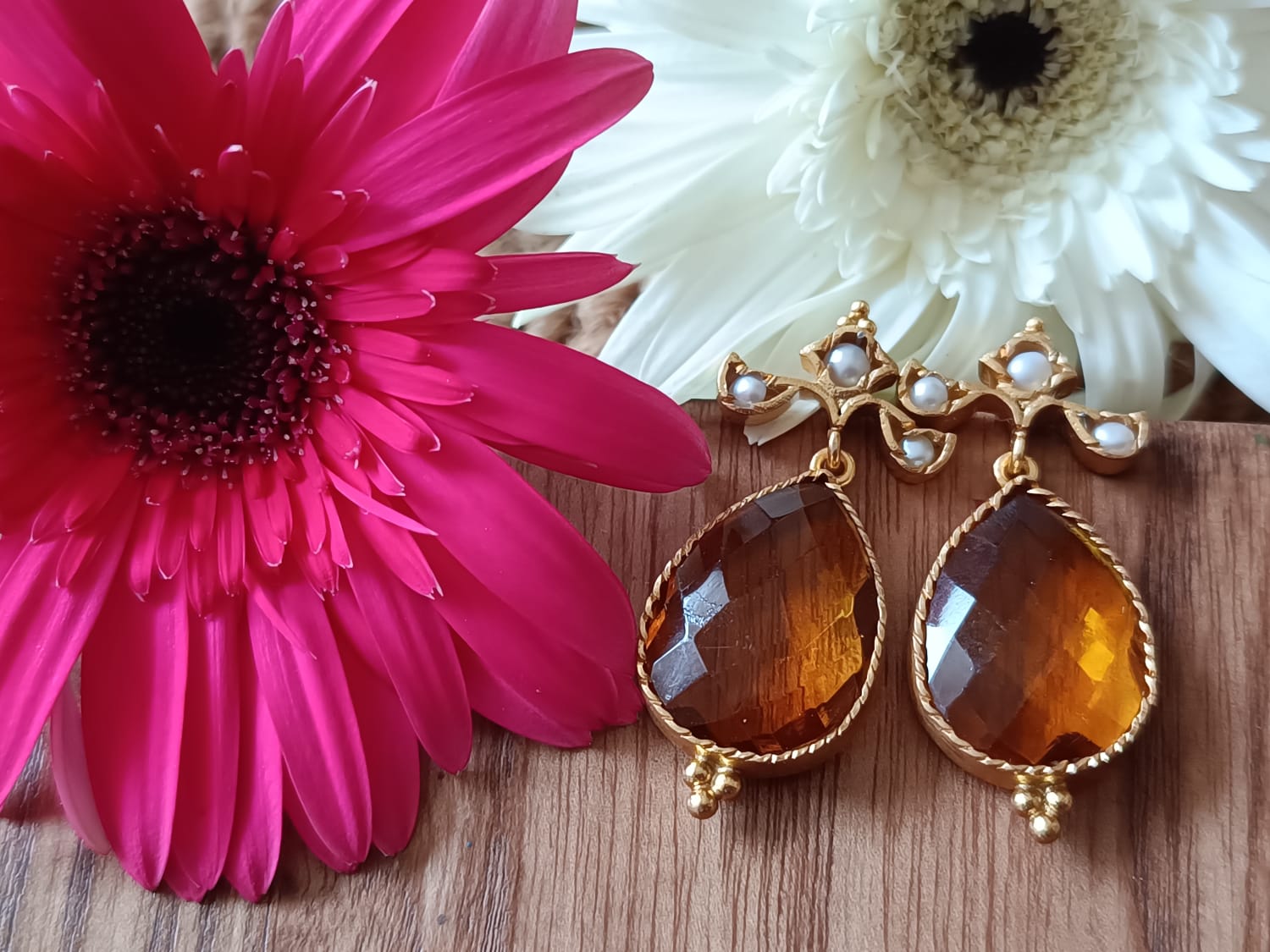 Lemon quartz earrings, 92.5 sterling silver with pearls and lemon quartz faceted.