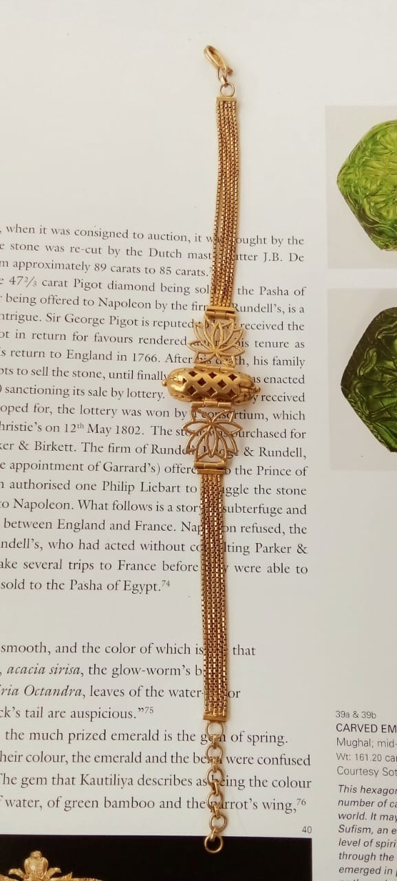 Bracelet Tabeez with lotus in Sterling silver with 1 micron gold plating.