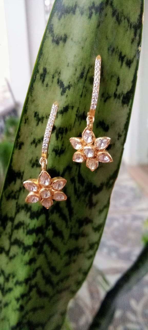 Moissanite and zirconia Gold plated.