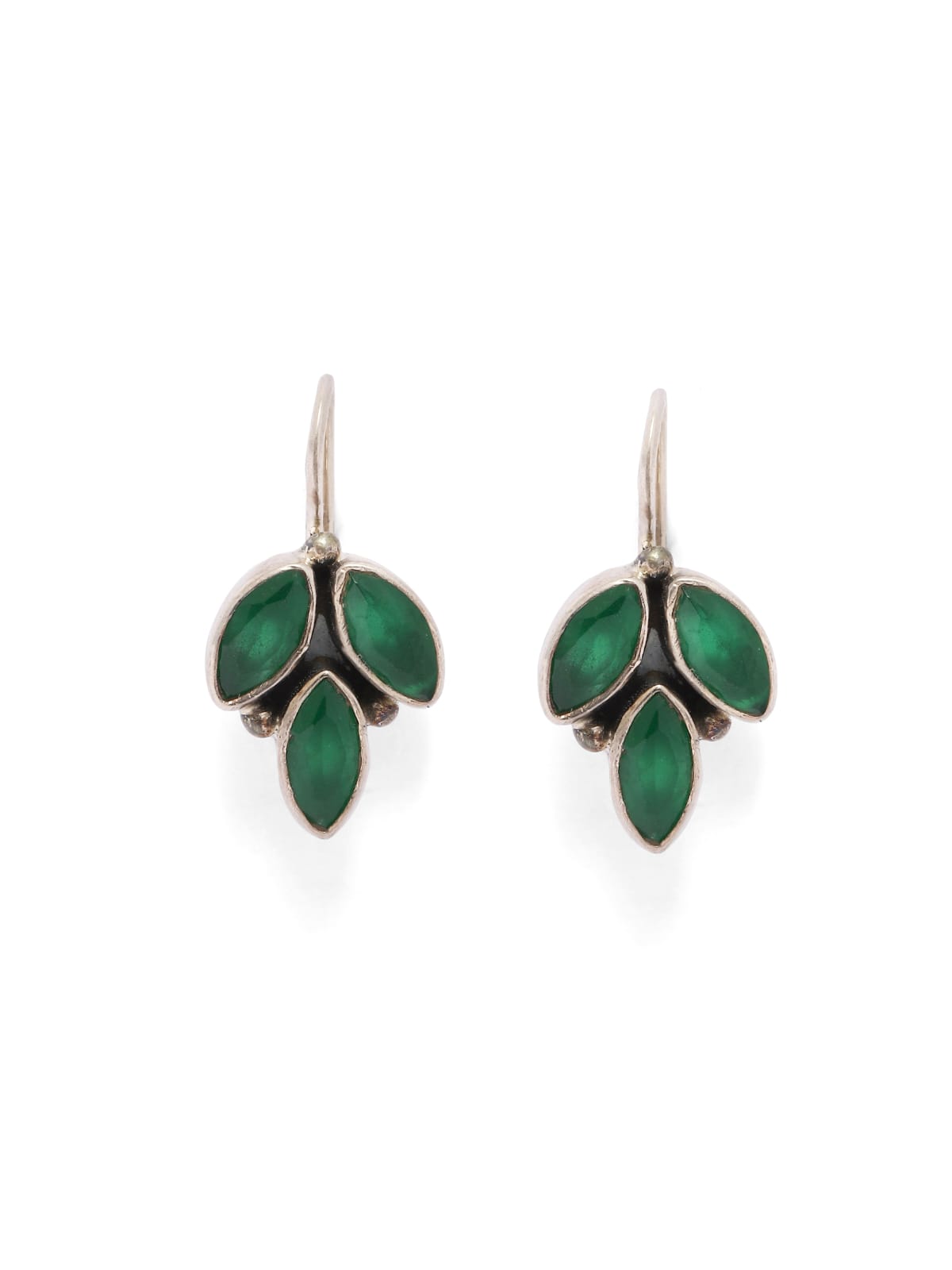 92.5 sterling silver in Faceted green hydro hook earrings.
