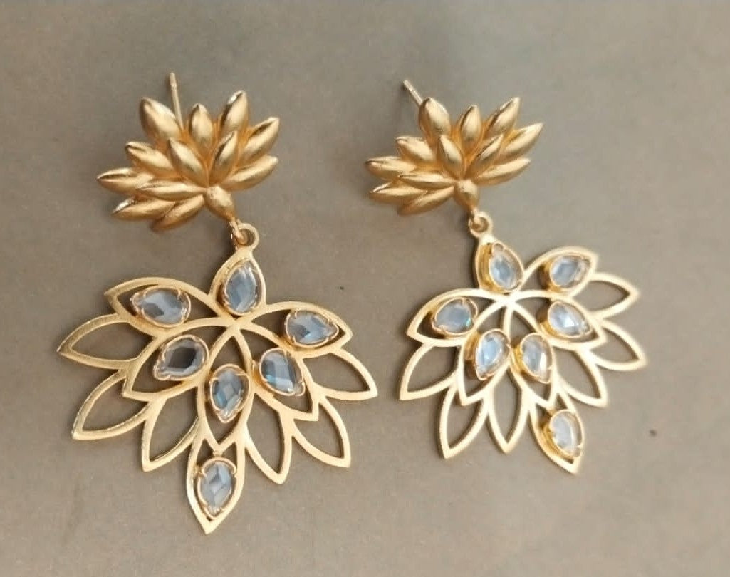 Kamal jaali earrings with Crystals in
Sterling Silver with micron Gold plating.