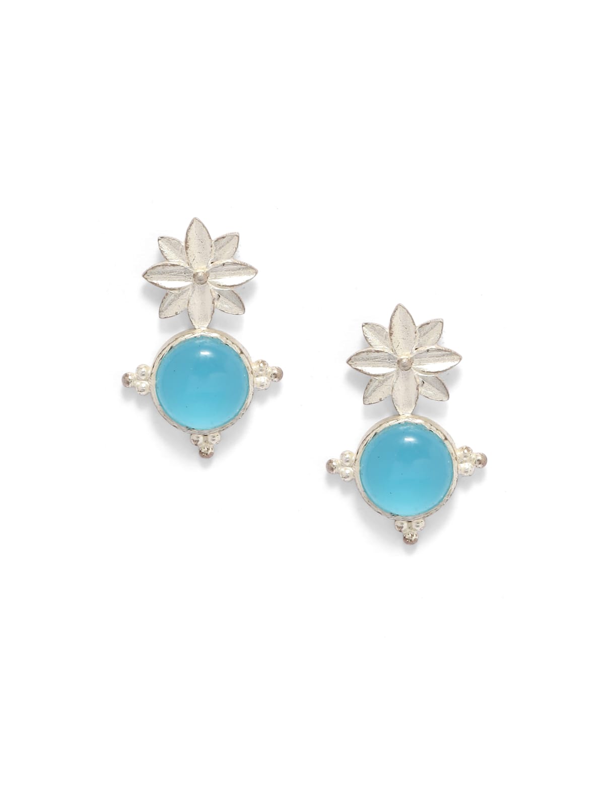 Flower earrings with Aquachalcedony stones in sterling Silver with 18k Gold plating.