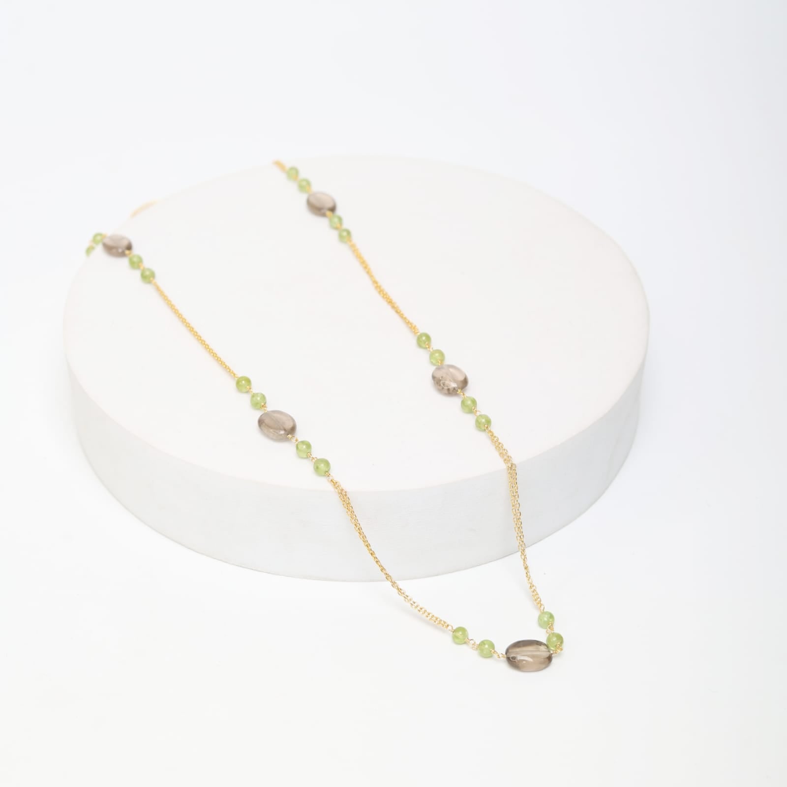 Sterling Silver Gold plated smoky Quartz with peridot beaded string necklace.