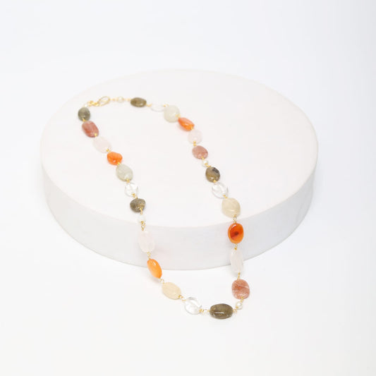Sterling Silver Gold plated Carnelian, Labradorite and Moonstones string in
18 karat Gold plating.