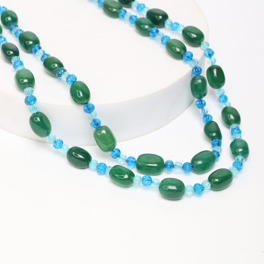 Green Onyx and blue Chalcy layered string necklace in thread sarafa closure.
Length: 20-24 inches