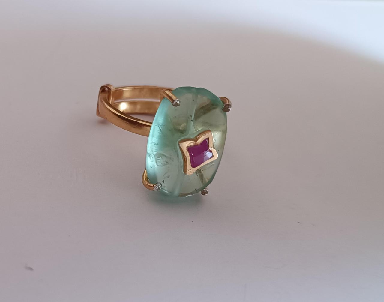 Floride ring in 92.5 sterling Silver ring with Floride and Ruby in 1 micron Gold plating.