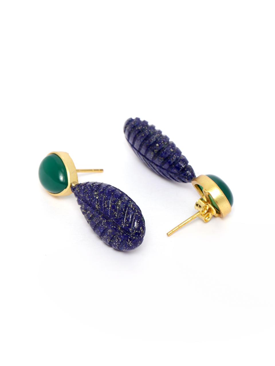 Neel earrings in 92.5 Sterling Silver with carved Lapis Lazuli and green Onyx, dipped in 1 micron Gold with
Post-Push closure.