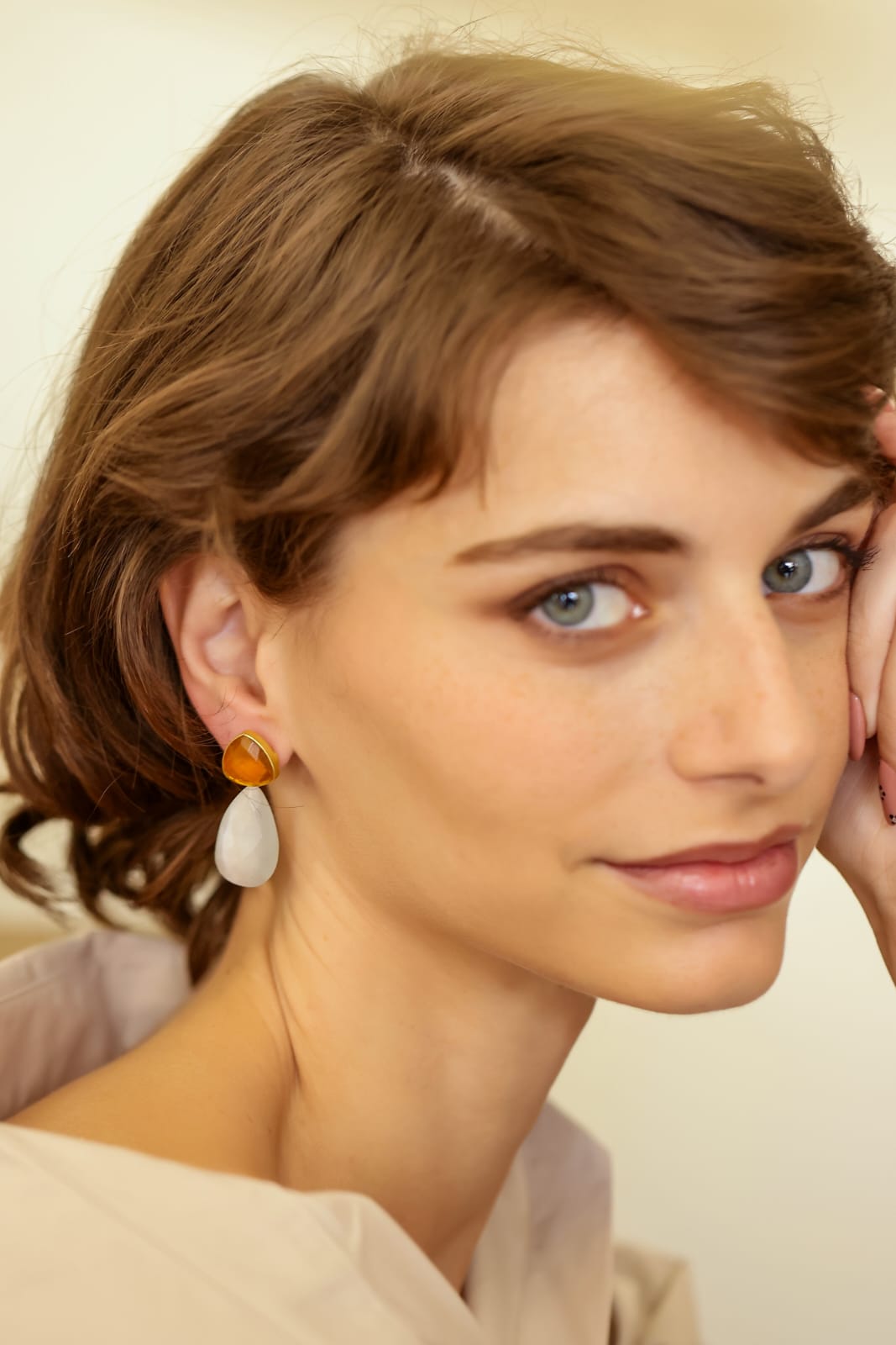 Yellow quartz and labradorite earrings in 92.5 Sterling Silver with 1 micron Gold plating in Push-Post closure.