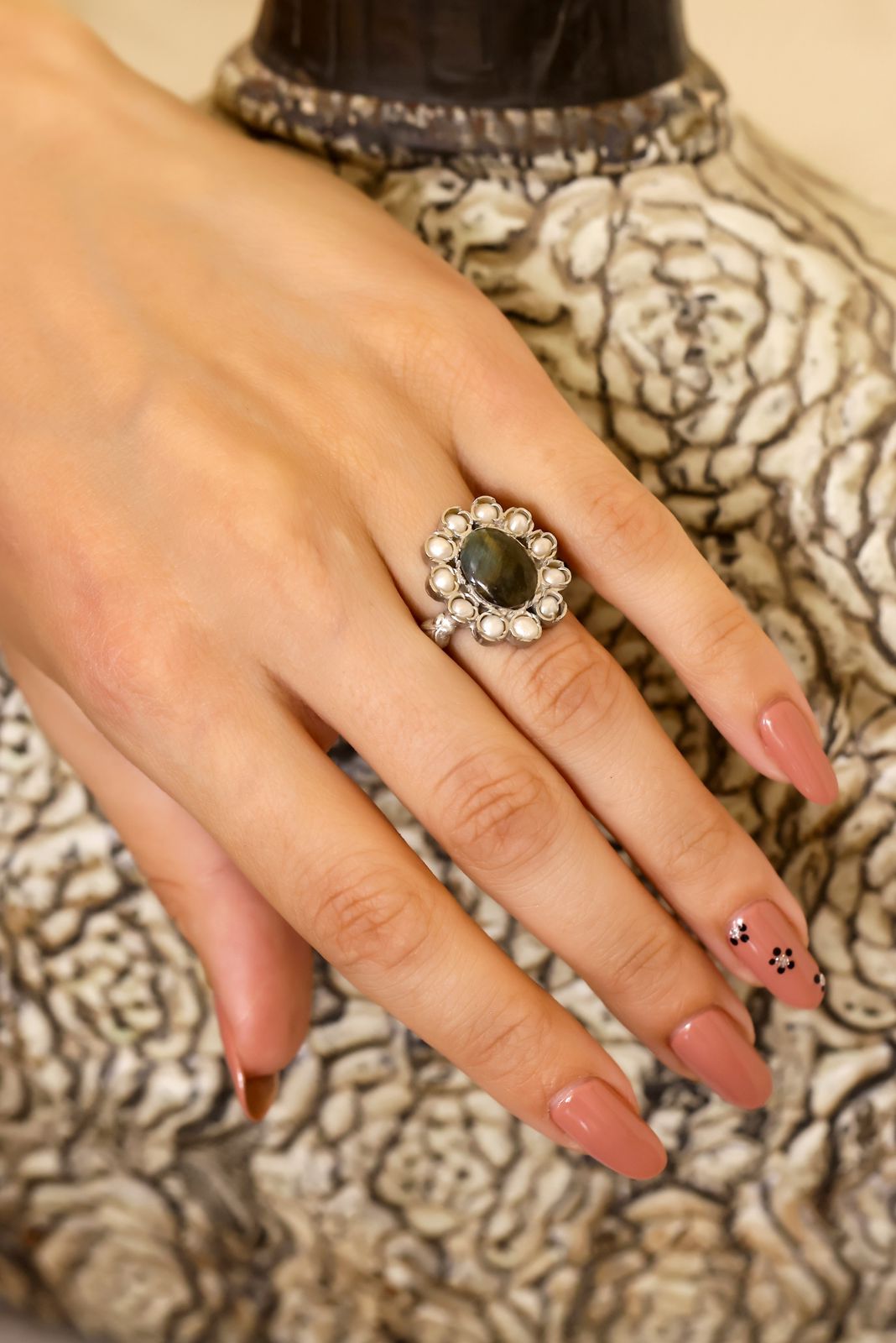 Victorian Ring with Labradorite