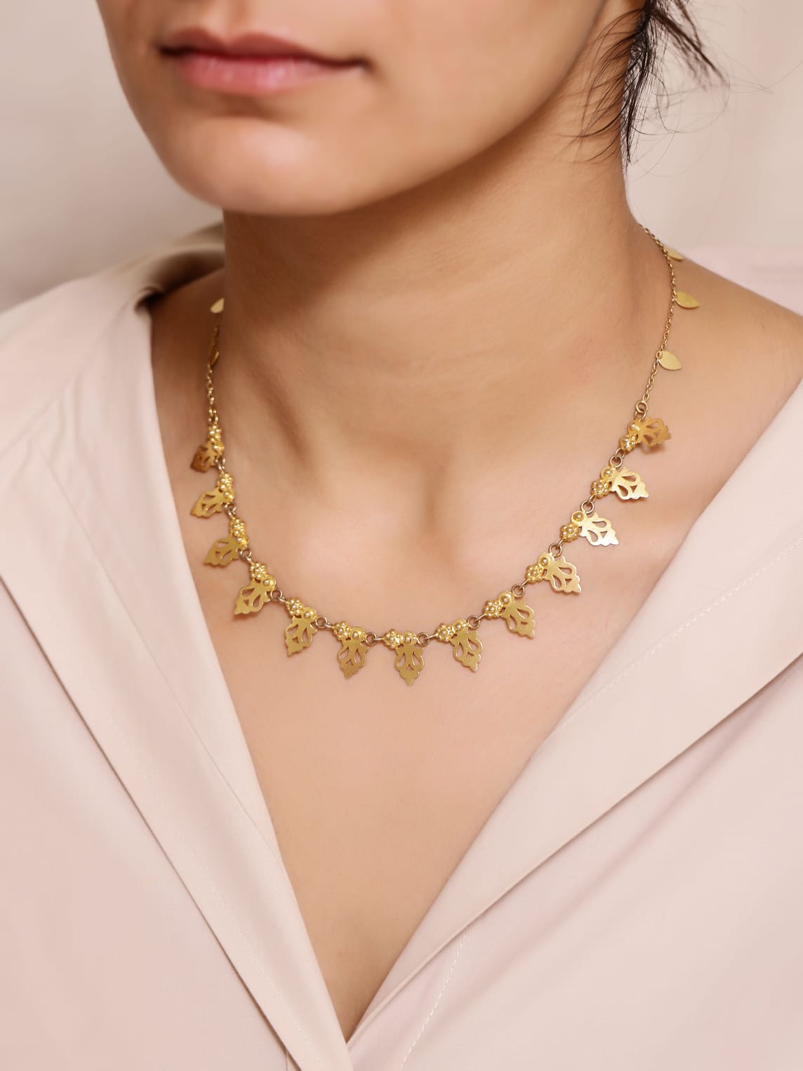 Pragya Necklace