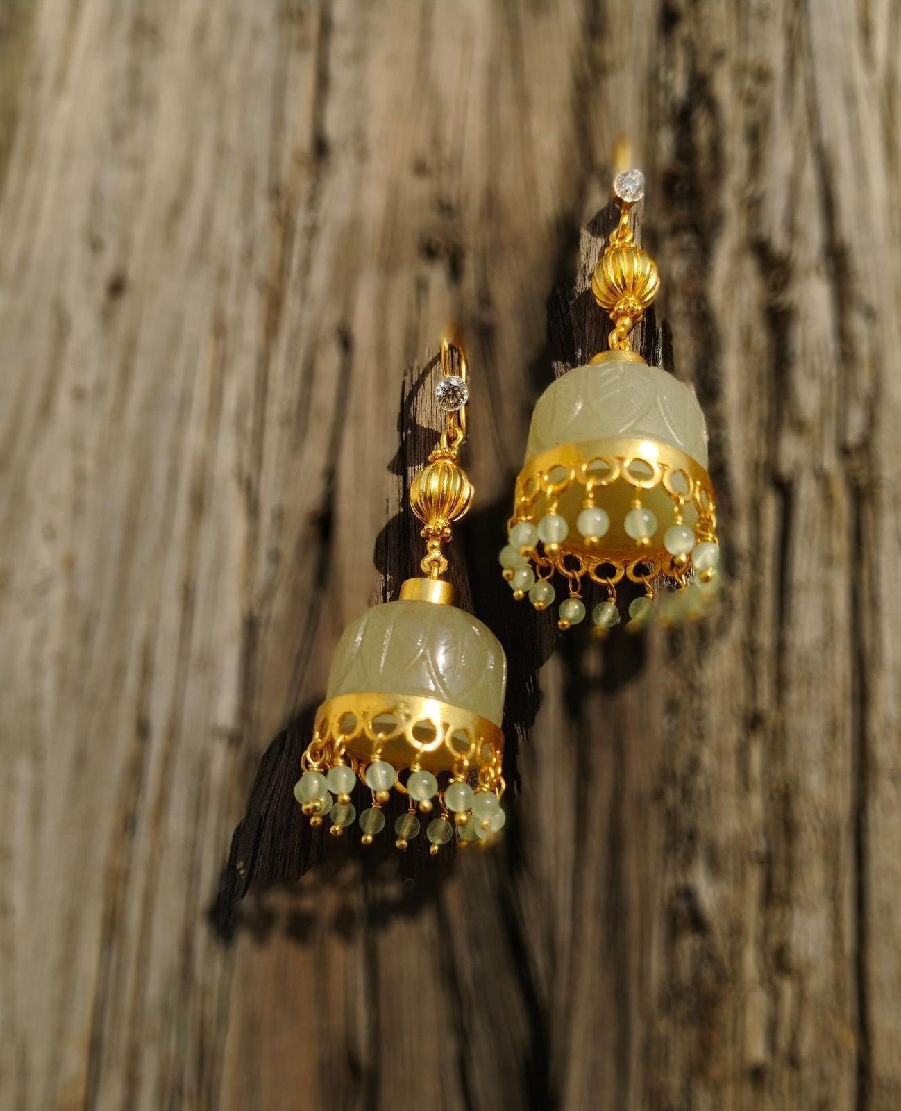 Kamini stone jhumka