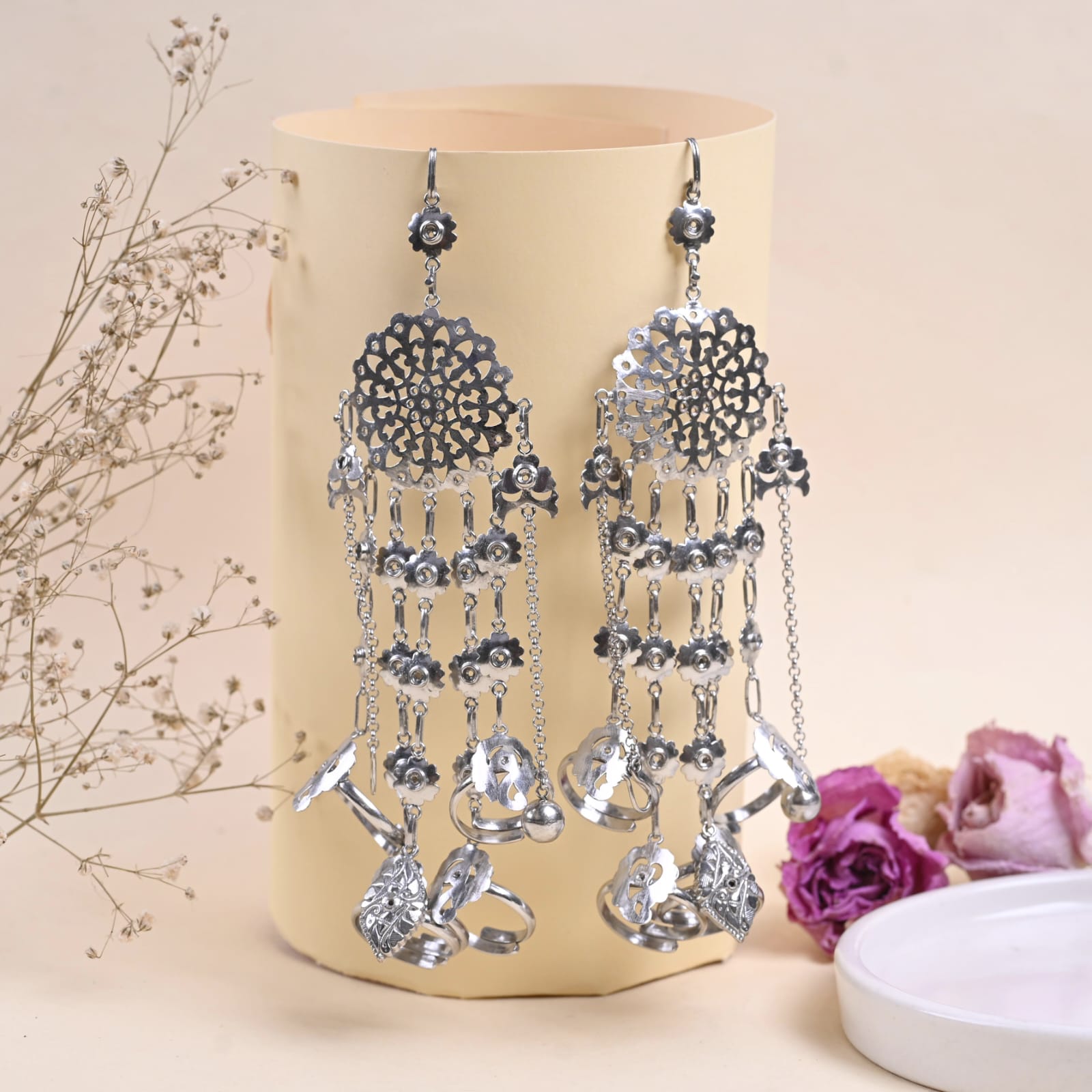 Sabina Haath phool in 92.5 Sterling Silver handcrafted in antique finish All-Rings jaali in Phool-Hand Harness.