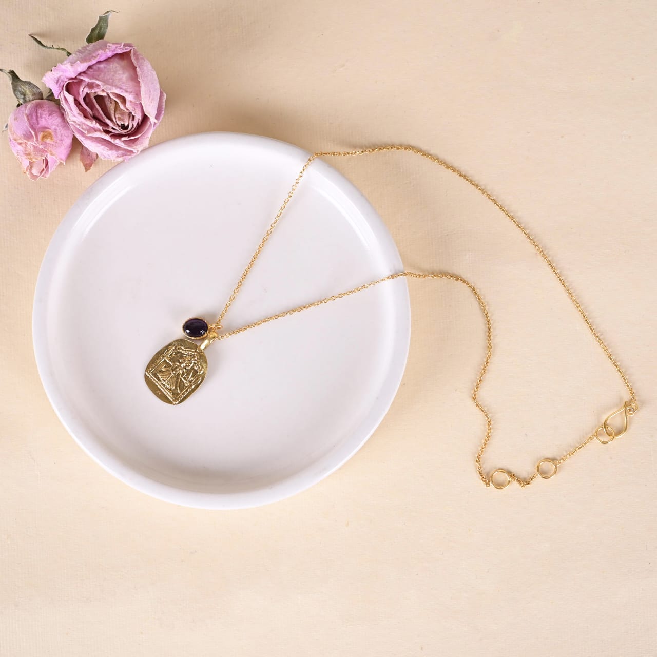 Ambika pendant