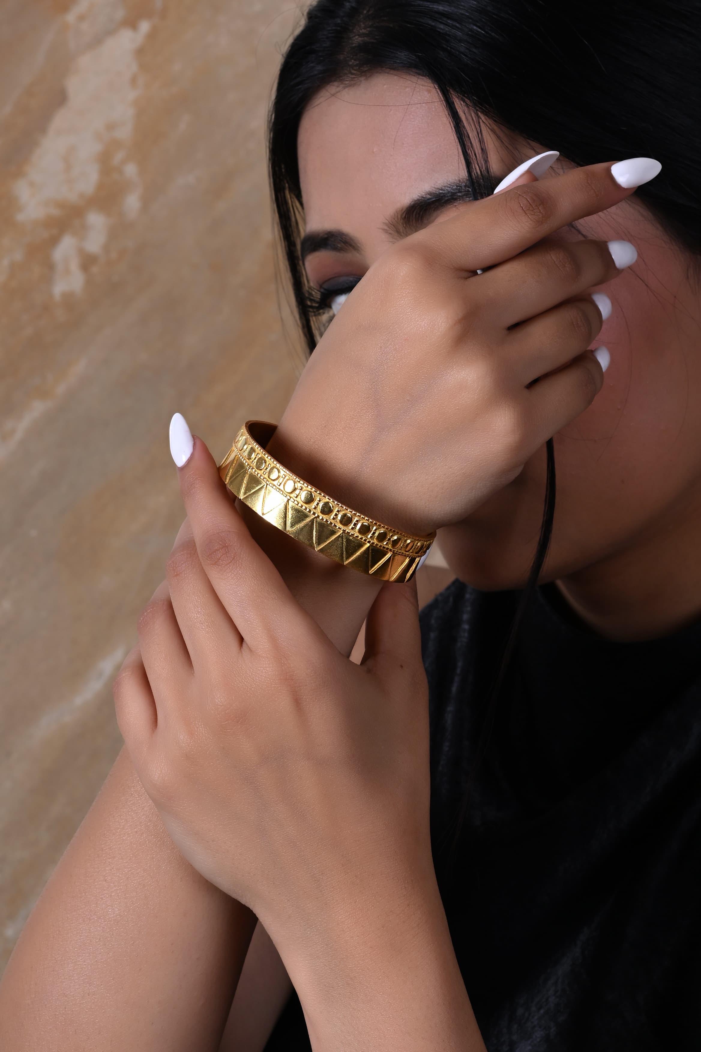 Mallika zigzag bindi bangle in Brass (Single piece)