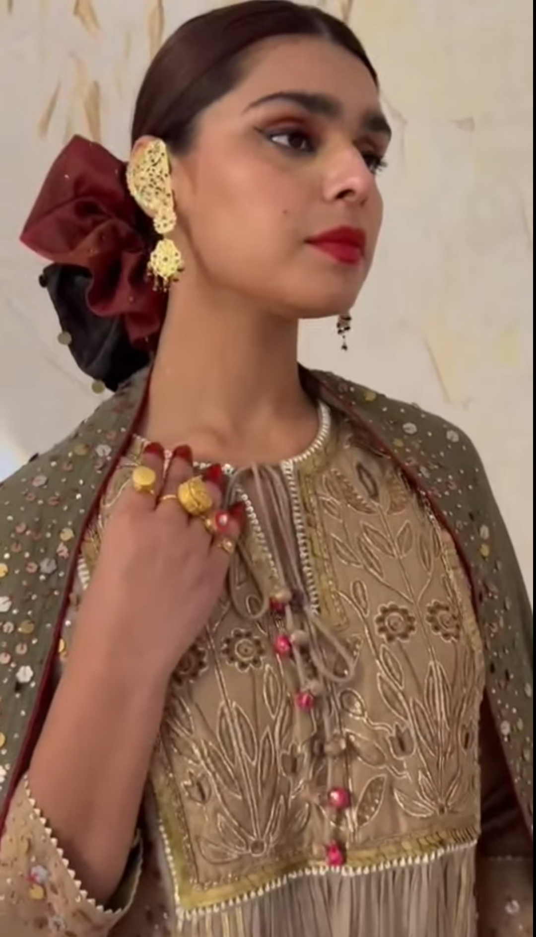 Zeenat Earrings