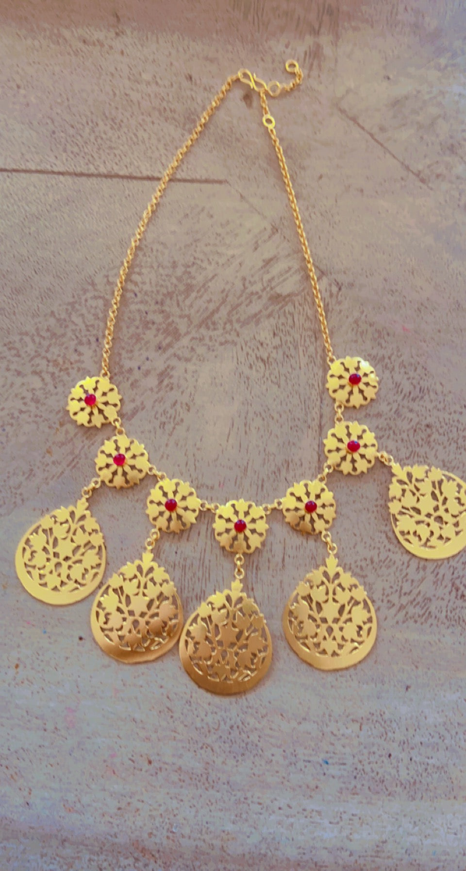 Jaali necklace