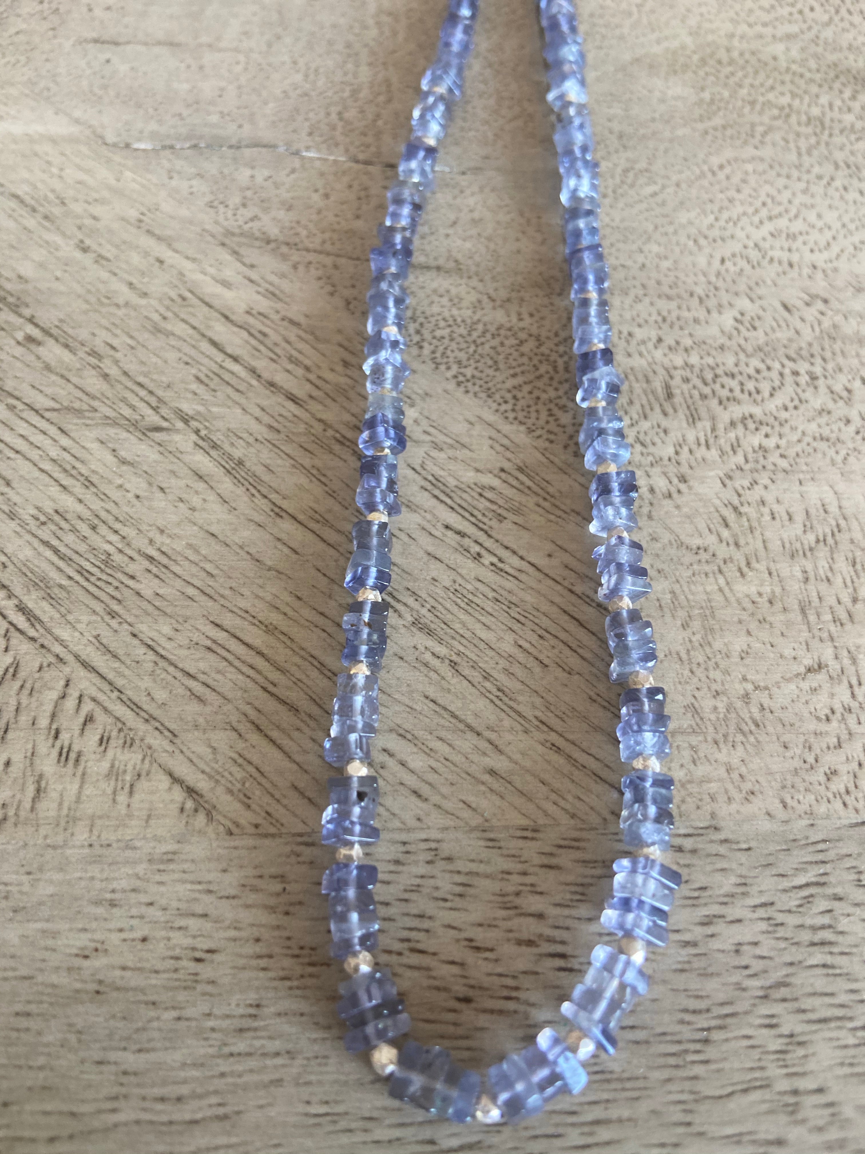 Iolite string