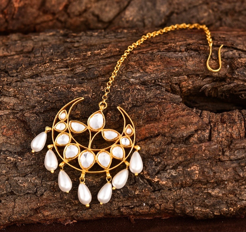 Chand pearl maangteeka