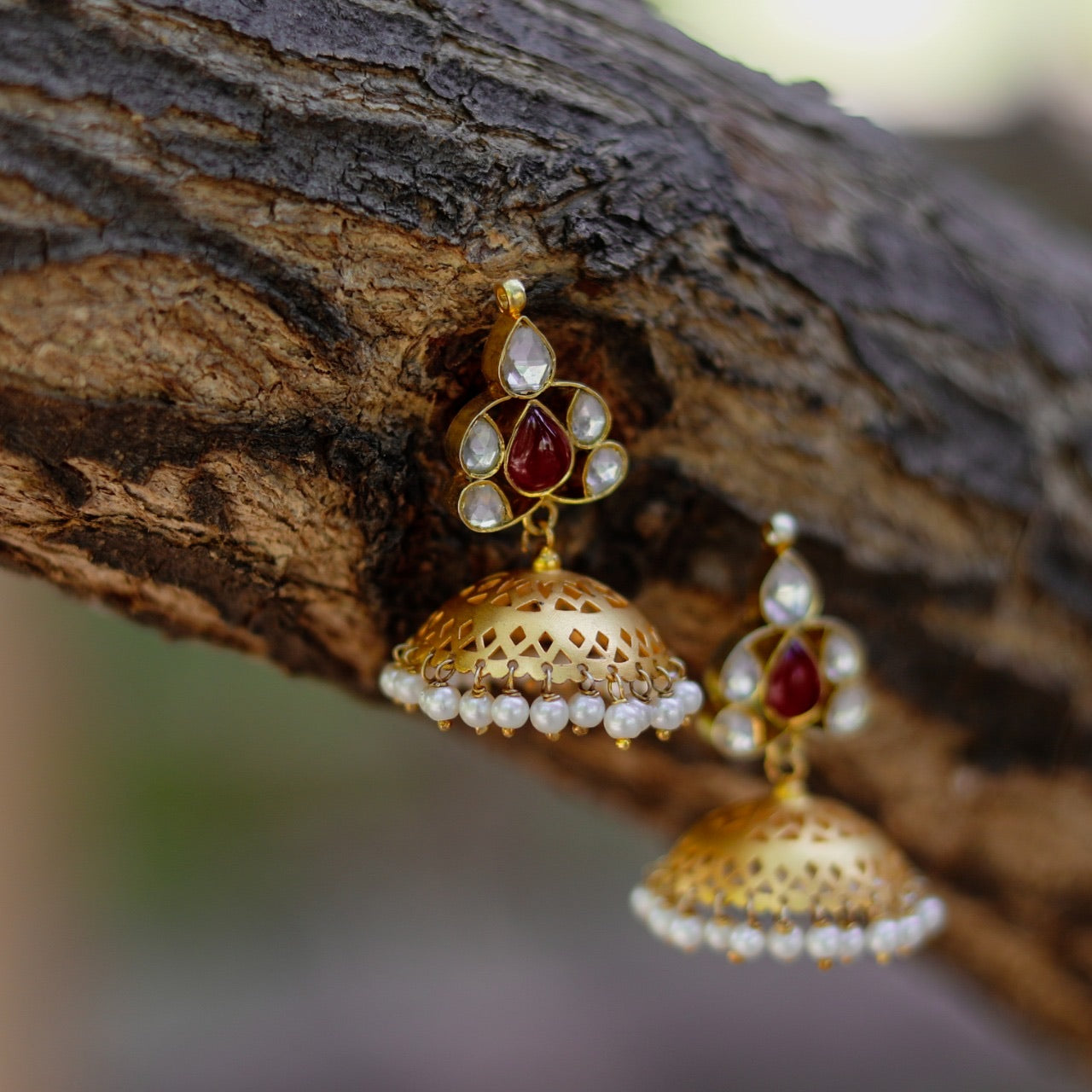Jhumka jadau