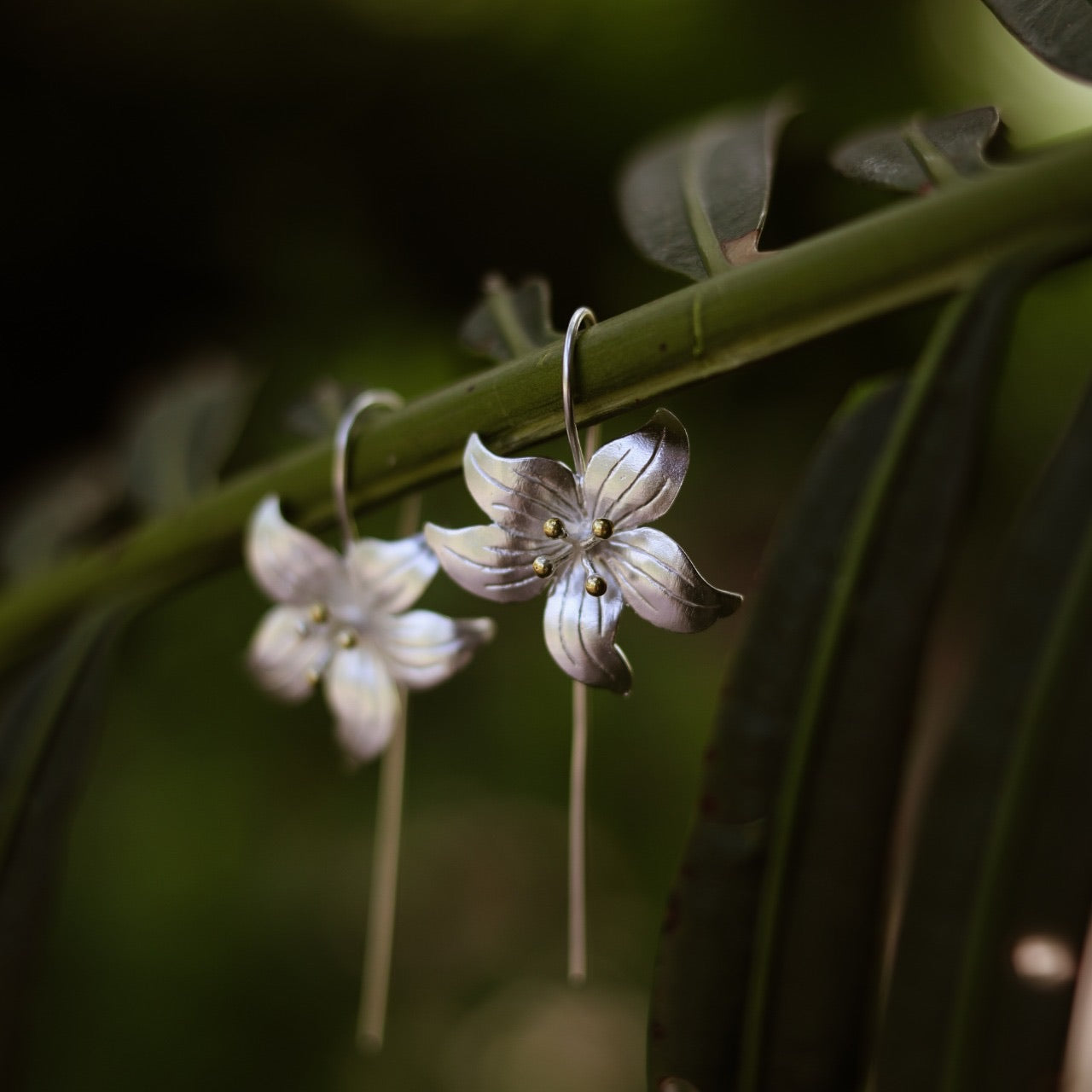 Flower silver gold hook earrings