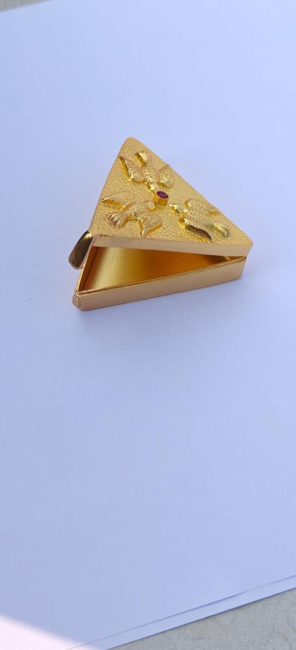 Teen Baaz Pill Box