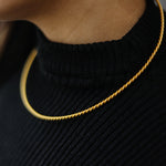 Load image into Gallery viewer, Twister Gold Plated choker necklace
