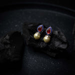 Load image into Gallery viewer, Mini Enamel Stud With Pearl
