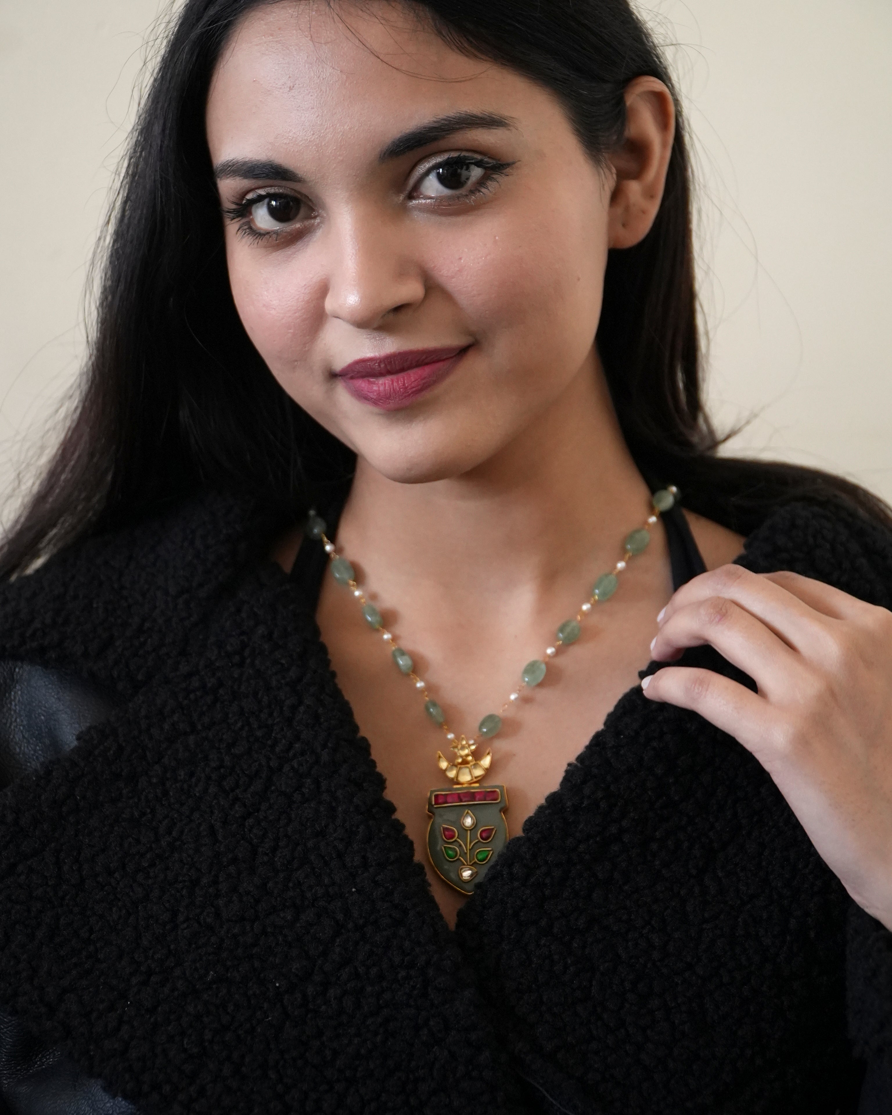 Naayaab Necklace