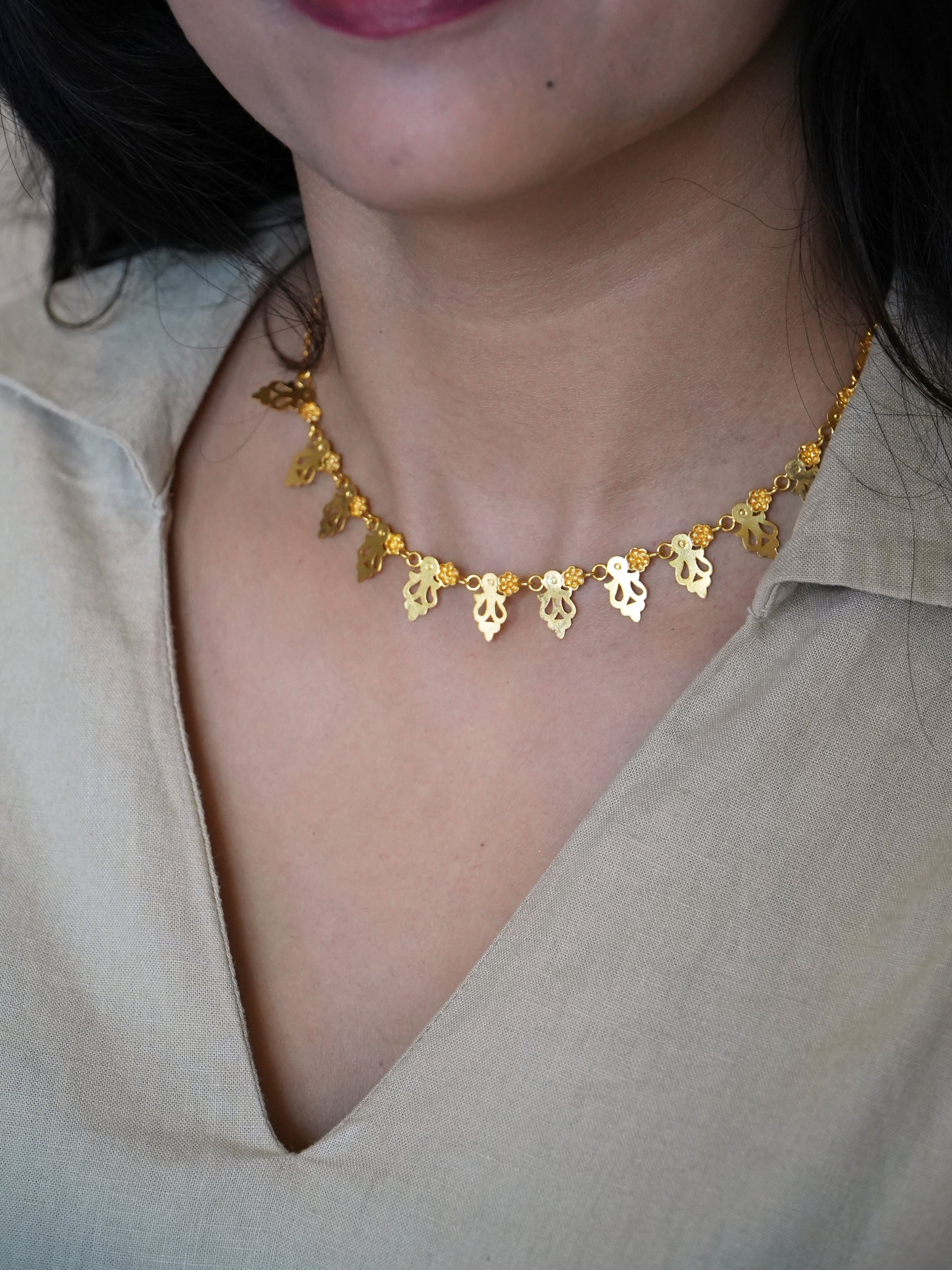 Humnava Necklace