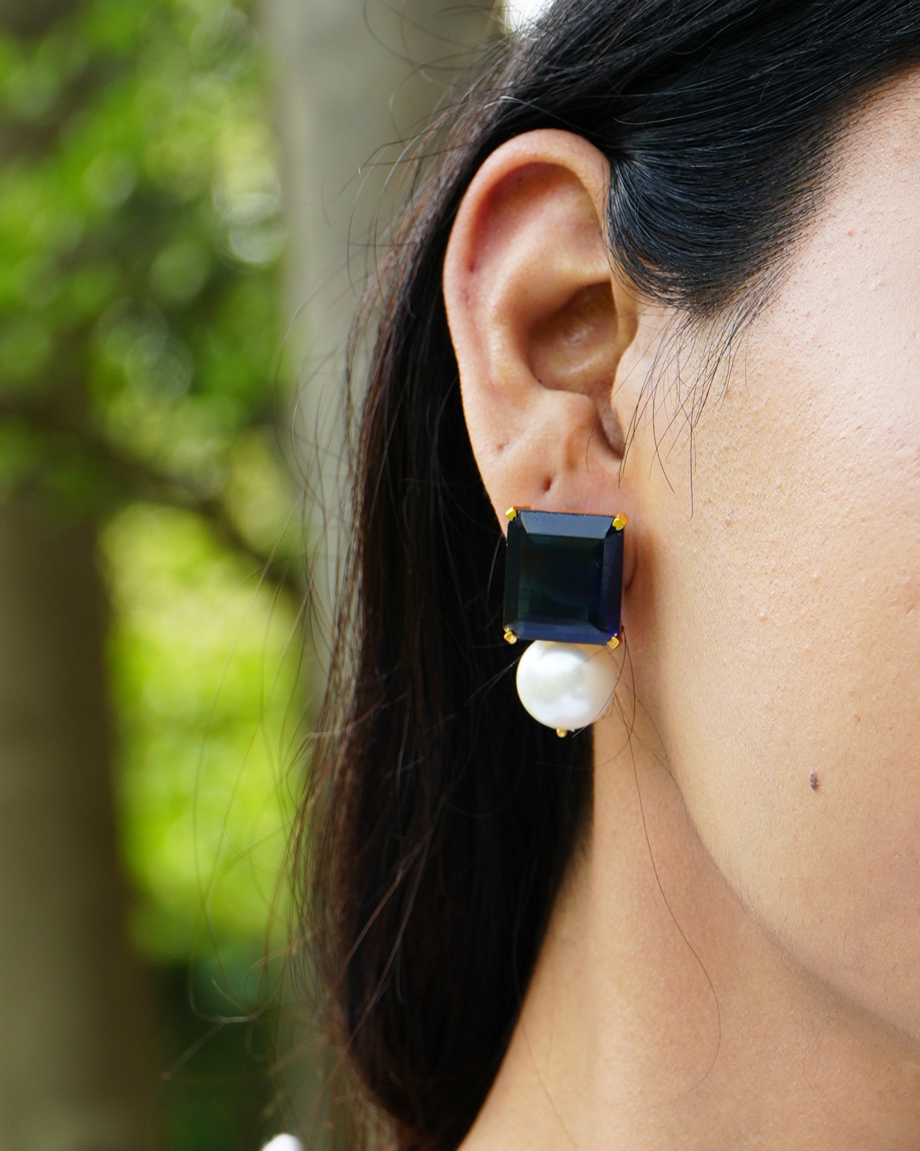 Pearl Earrings (Blue)