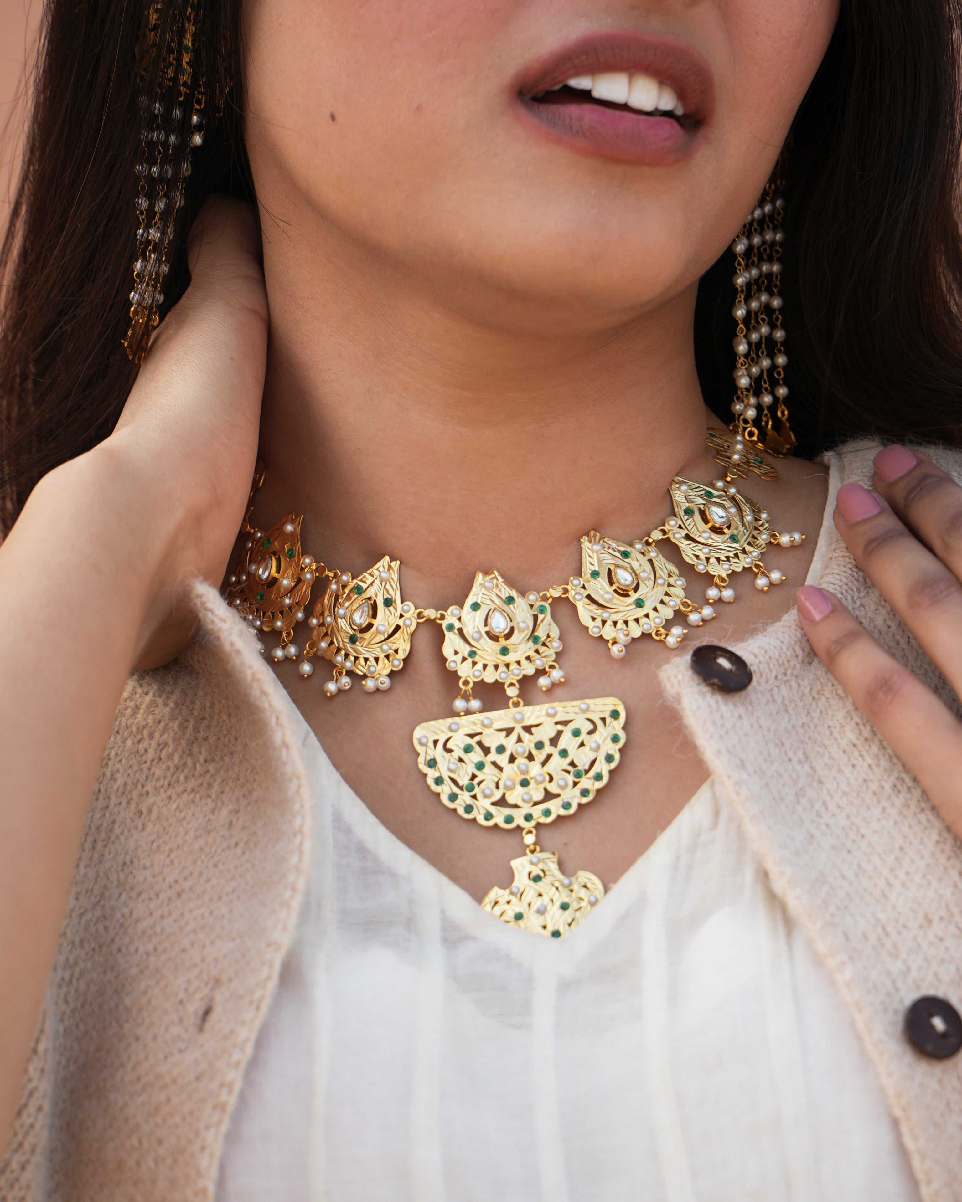 hasti necklace