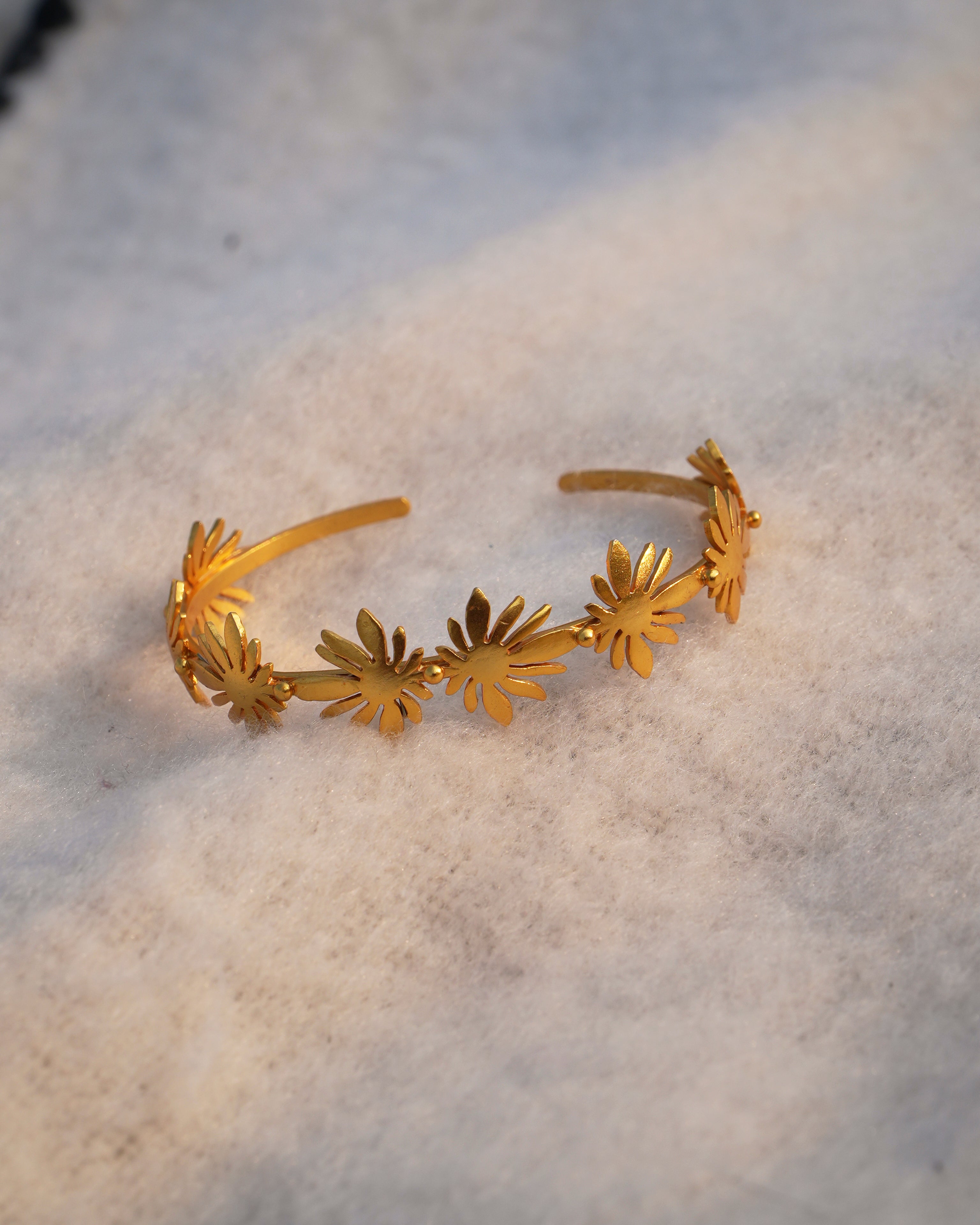 Narayana bracelet